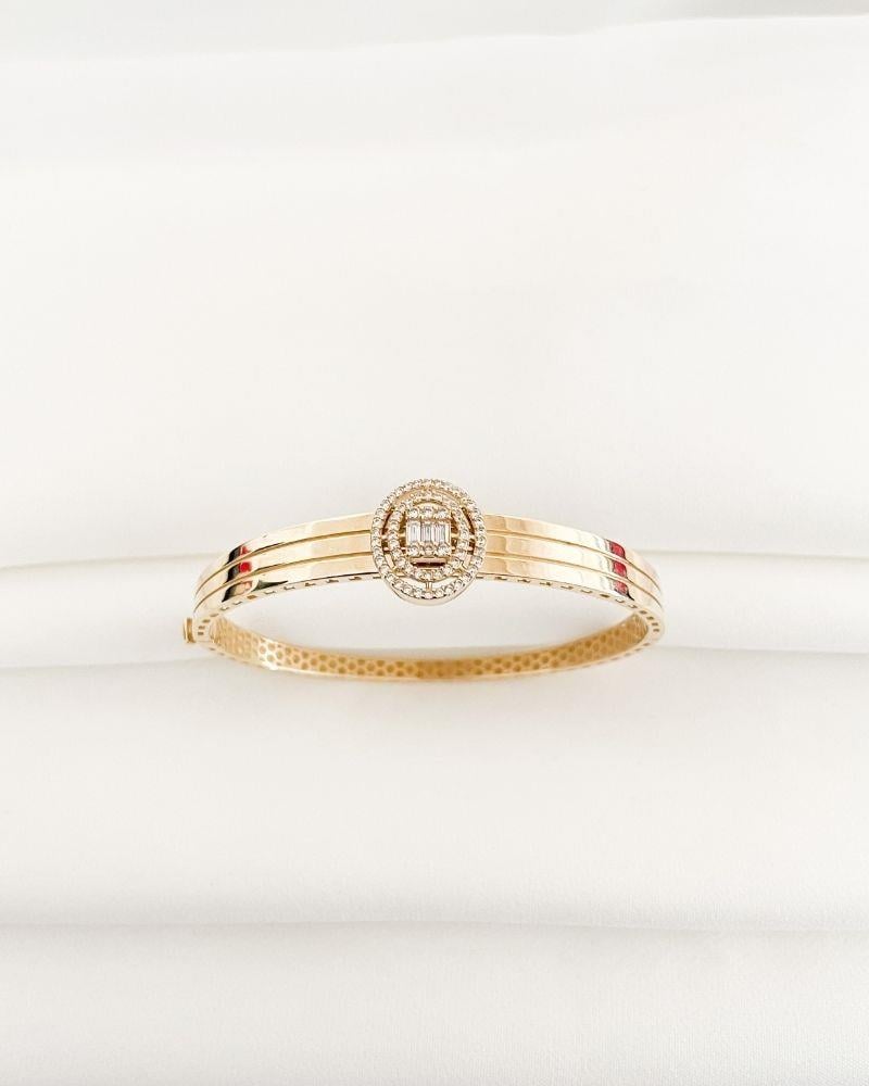 Baget 14 Ayar Altın Kaburga Kelepçe BilezikBaget 14 Ayar Altın Kaburga Kelepçe Bilezik14 Ayar Bilezik