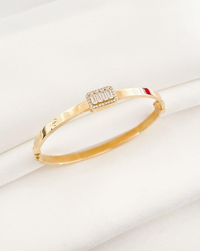 Baget 14 Ayar Altın Kaburga Kelepçe BilezikBaget 14 Ayar Altın Kaburga Kelepçe Bilezik14 Ayar Bilezik