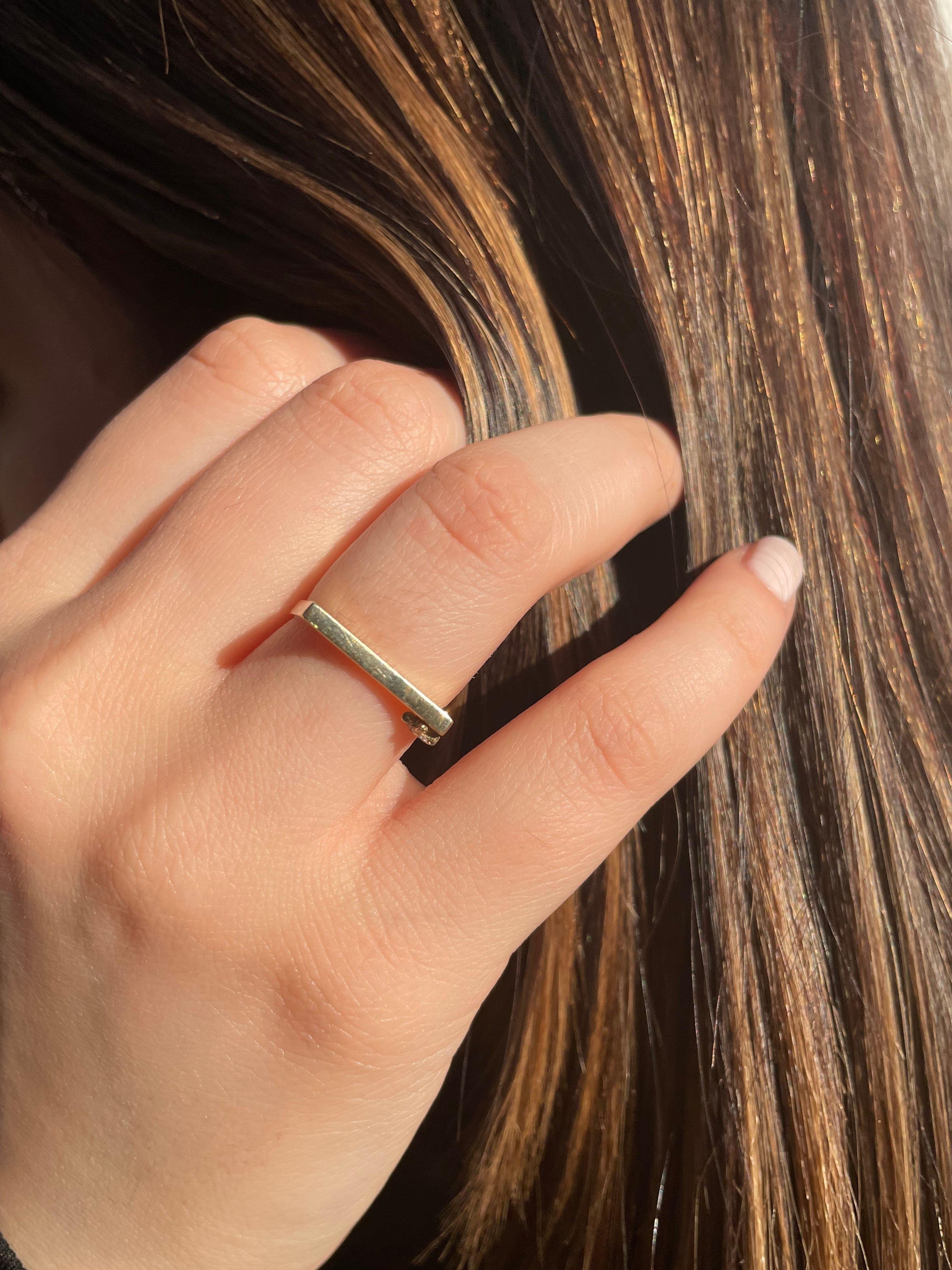 Bagetto Kare Altın Yüzük 14 AyarBagetto Kare Altın Yüzük 14 Ayar