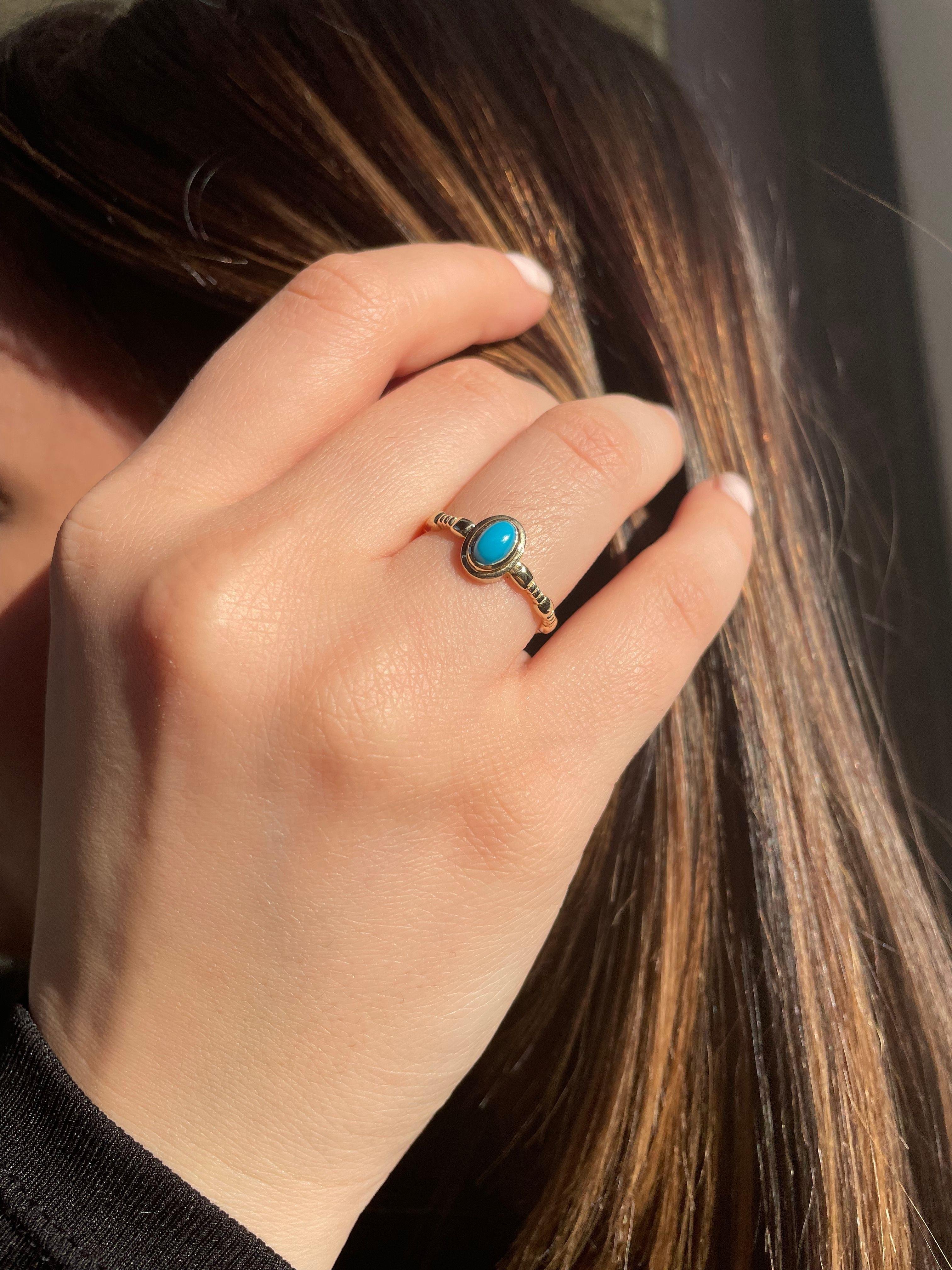 Firuze Taşlı 14 Ayar Altın Kadın YüzüğüFiruze Taşlı 14 Ayar Altın Kadın Yüzüğü