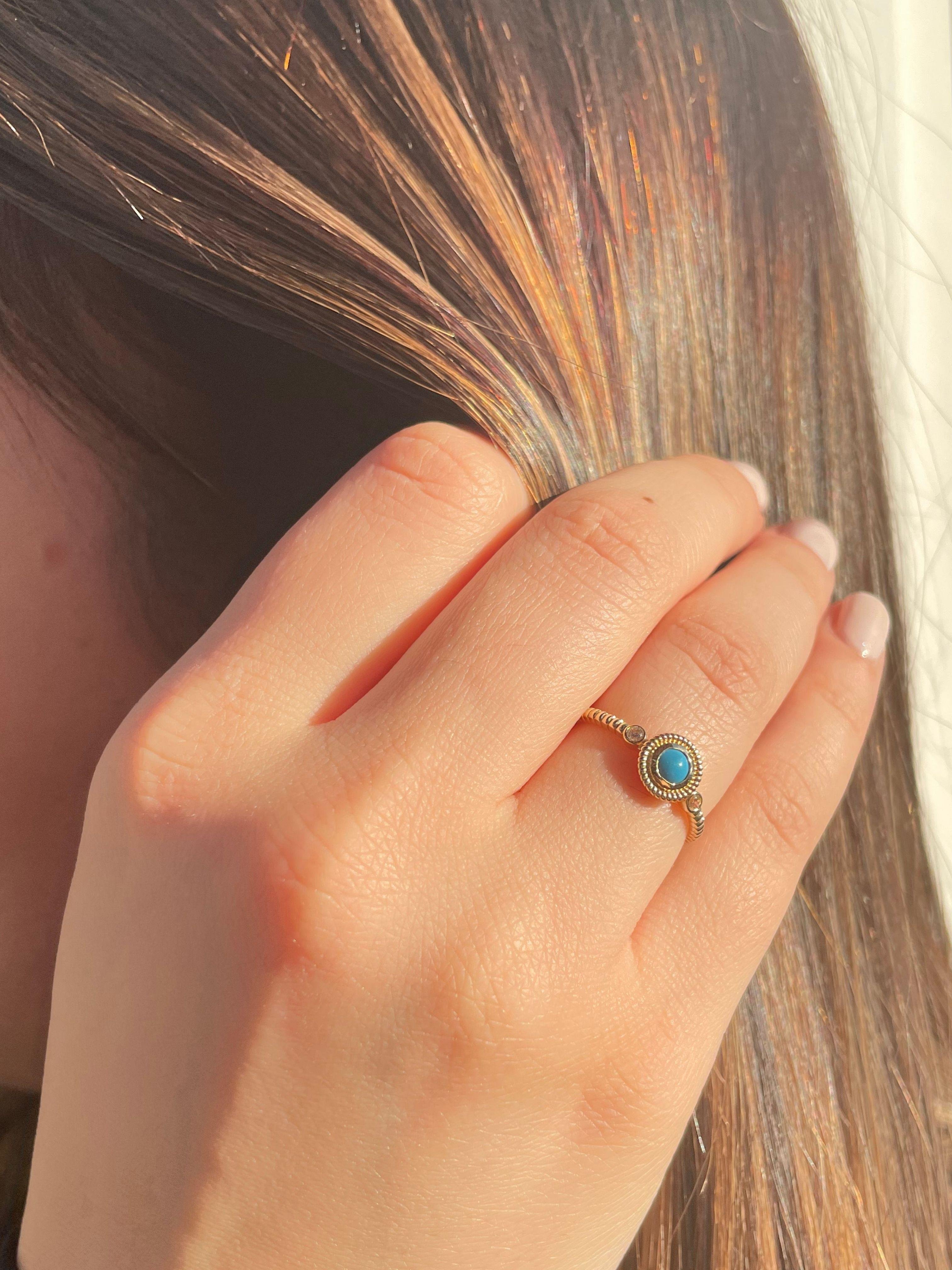 Firuze Taşlı Mavi 14 Ayar Altın Kadın YüzüğüFiruze Taşlı Mavi 14 Ayar Altın Kadın Yüzüğü