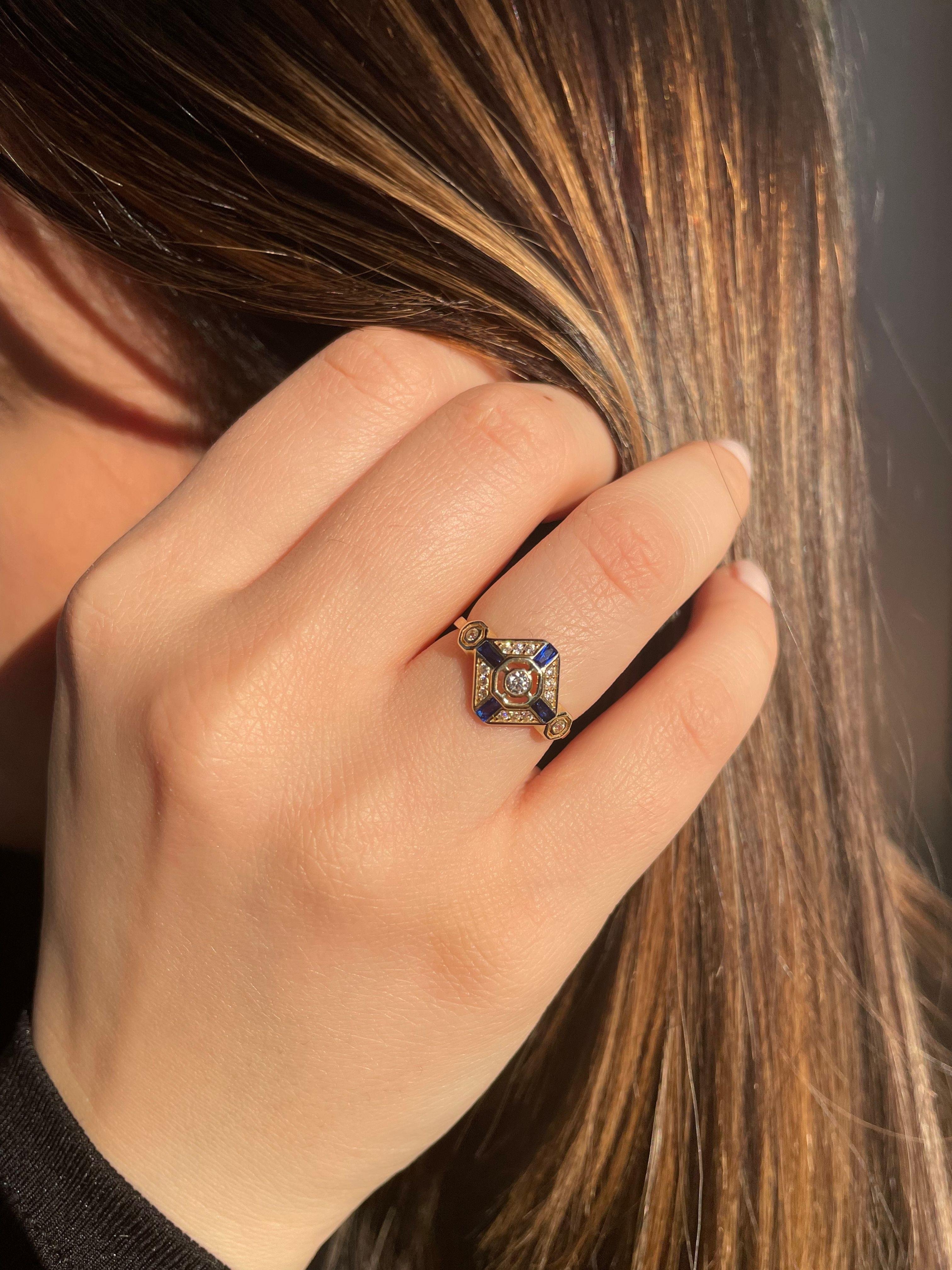 Focus Lacivert Taşlı Kadın Altın YüzükFocus Lacivert Taşlı Kadın Altın Yüzük