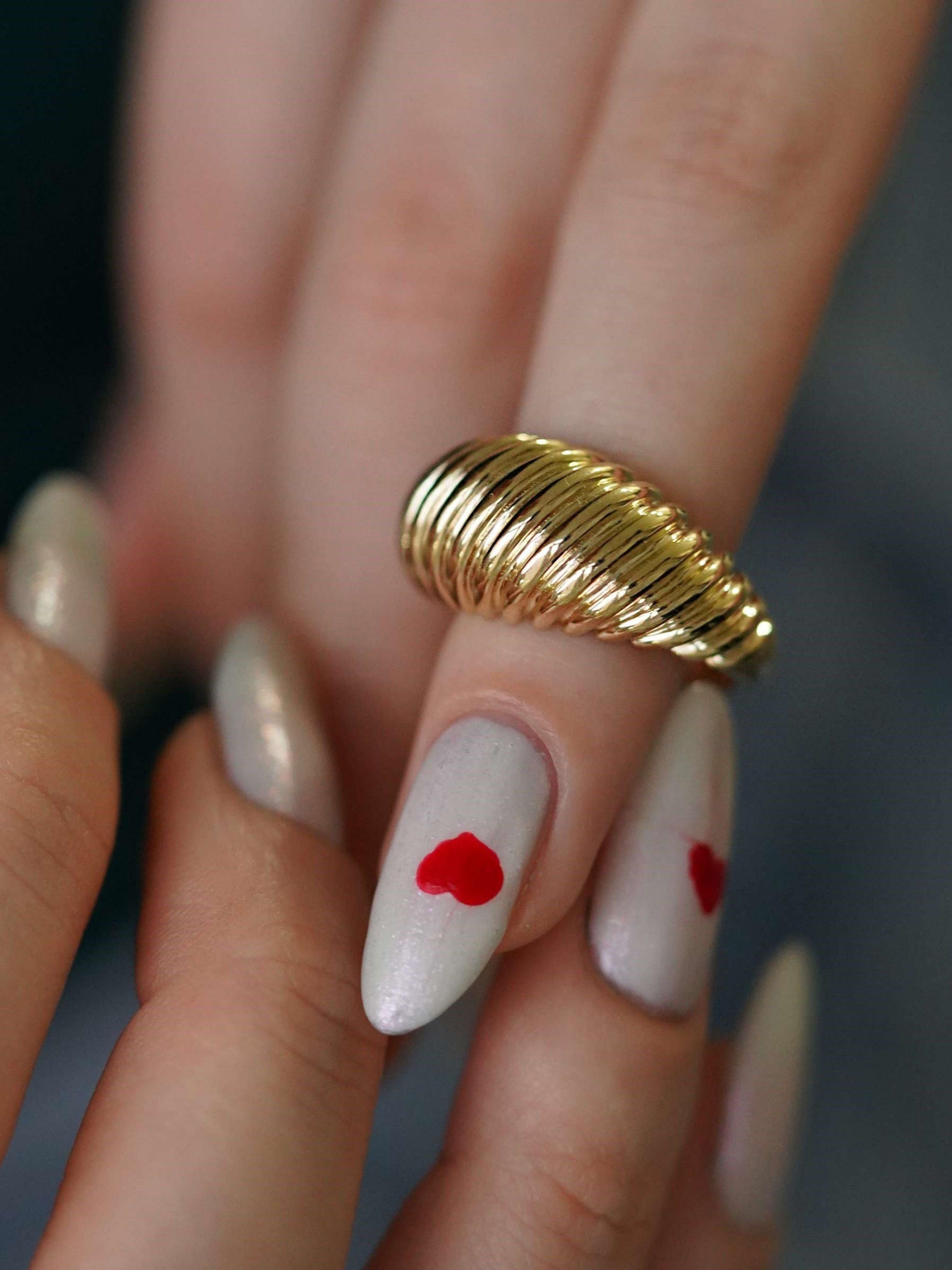 İstiridye 14 Ayar Altın Yüzükİstiridye 14 Ayar Altın Yüzük