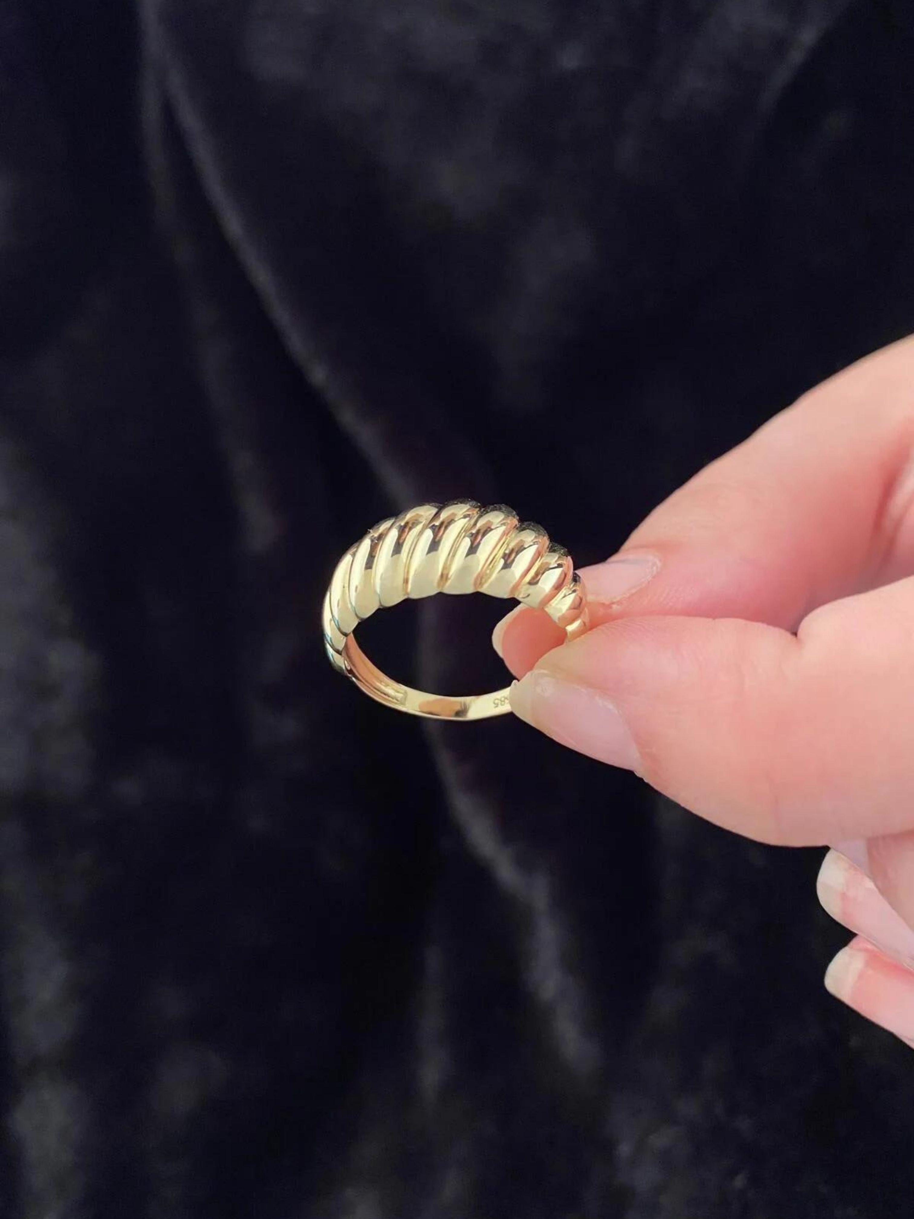 İstiridye Midye 14 Ayar Altın Yüzükİstiridye Midye 14 Ayar Altın Yüzük