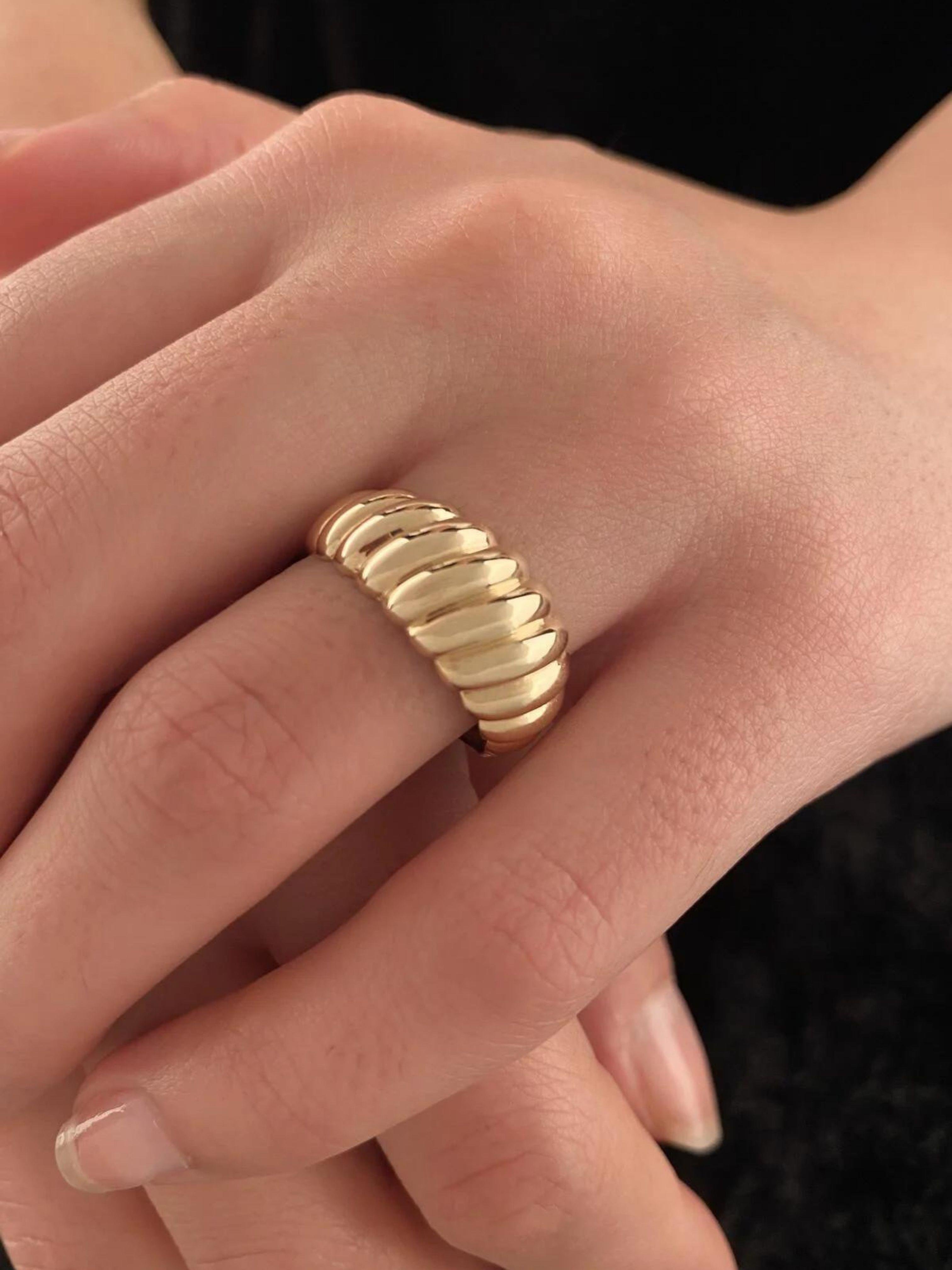 İstiridye Midye 14 Ayar Altın Yüzükİstiridye Midye 14 Ayar Altın Yüzük