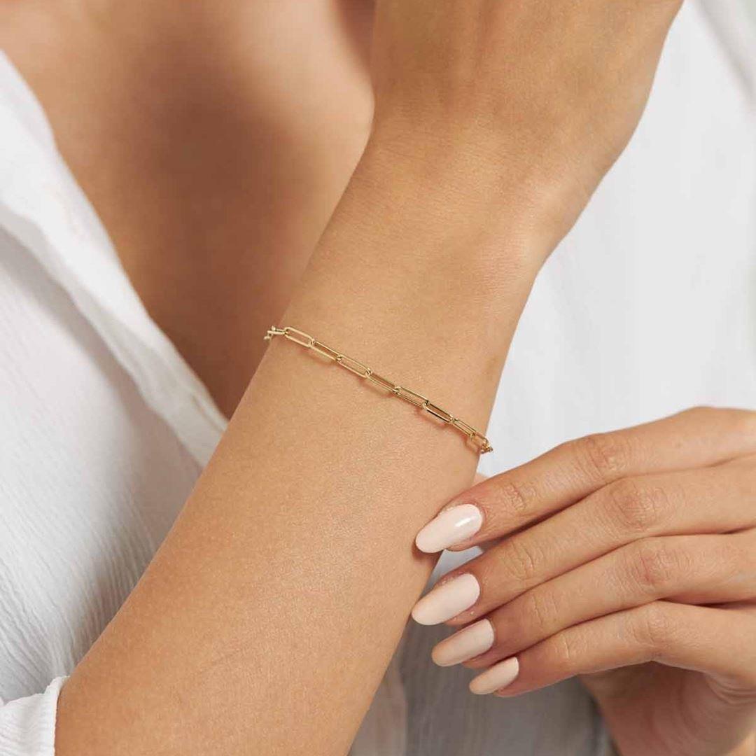 Minimal Ataç Zincirli Altın BileklikMinimal Ataç Zincirli Altın BileklikZincir Bileklik