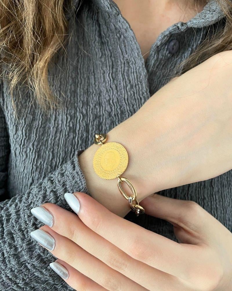 Zincirli Altın Yarım BileklikZincirli Altın Yarım BileklikÇeyrek Bileklik