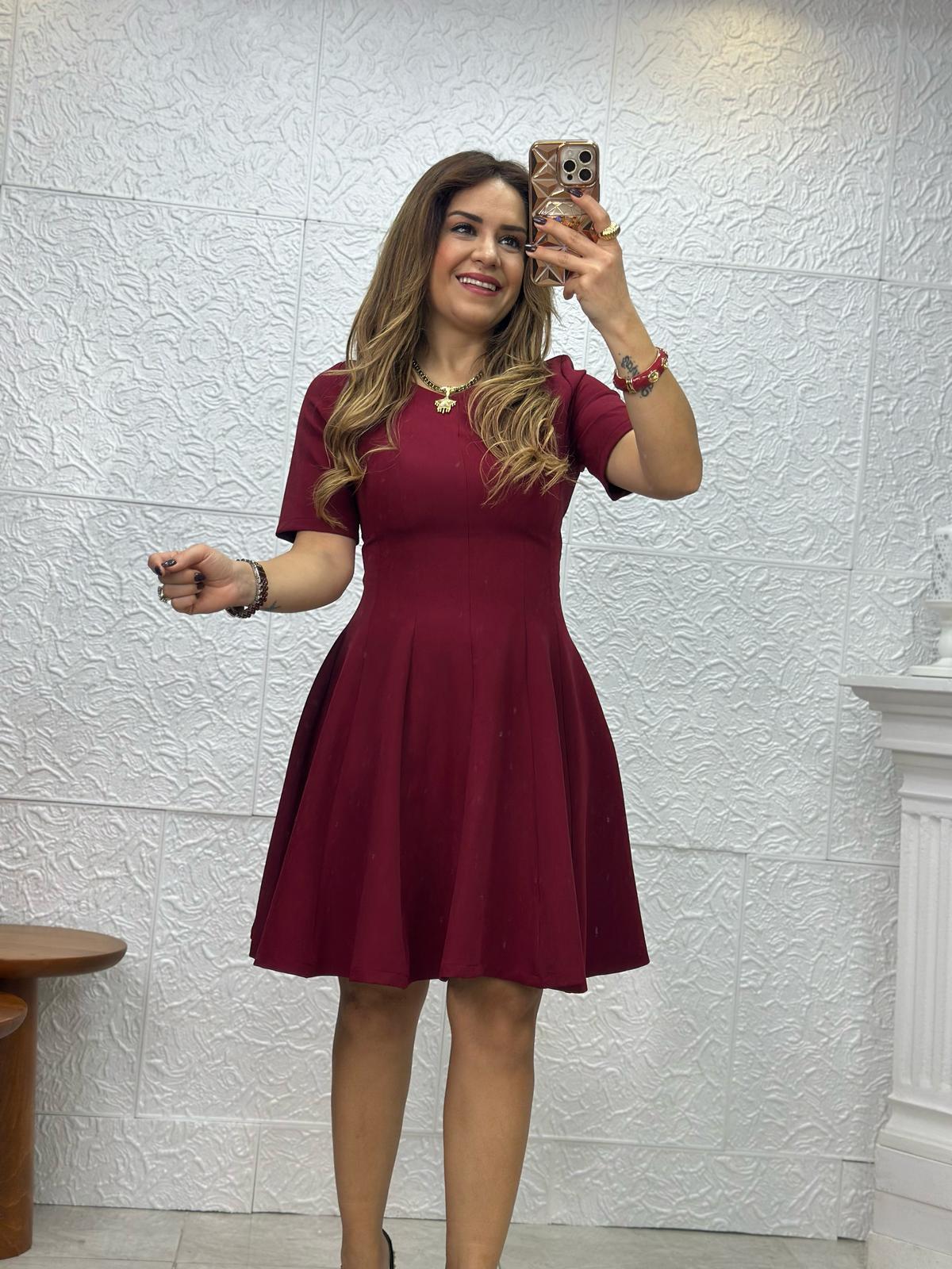 Beli Oturtmalı Bordo Elbise