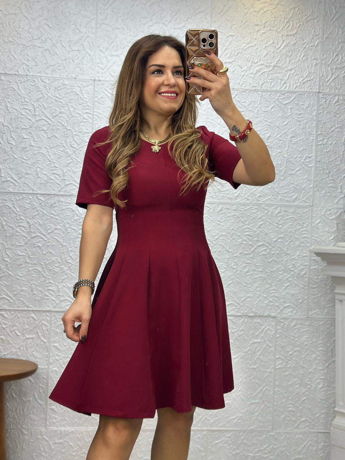 Beli Oturtmalı Bordo Elbise
