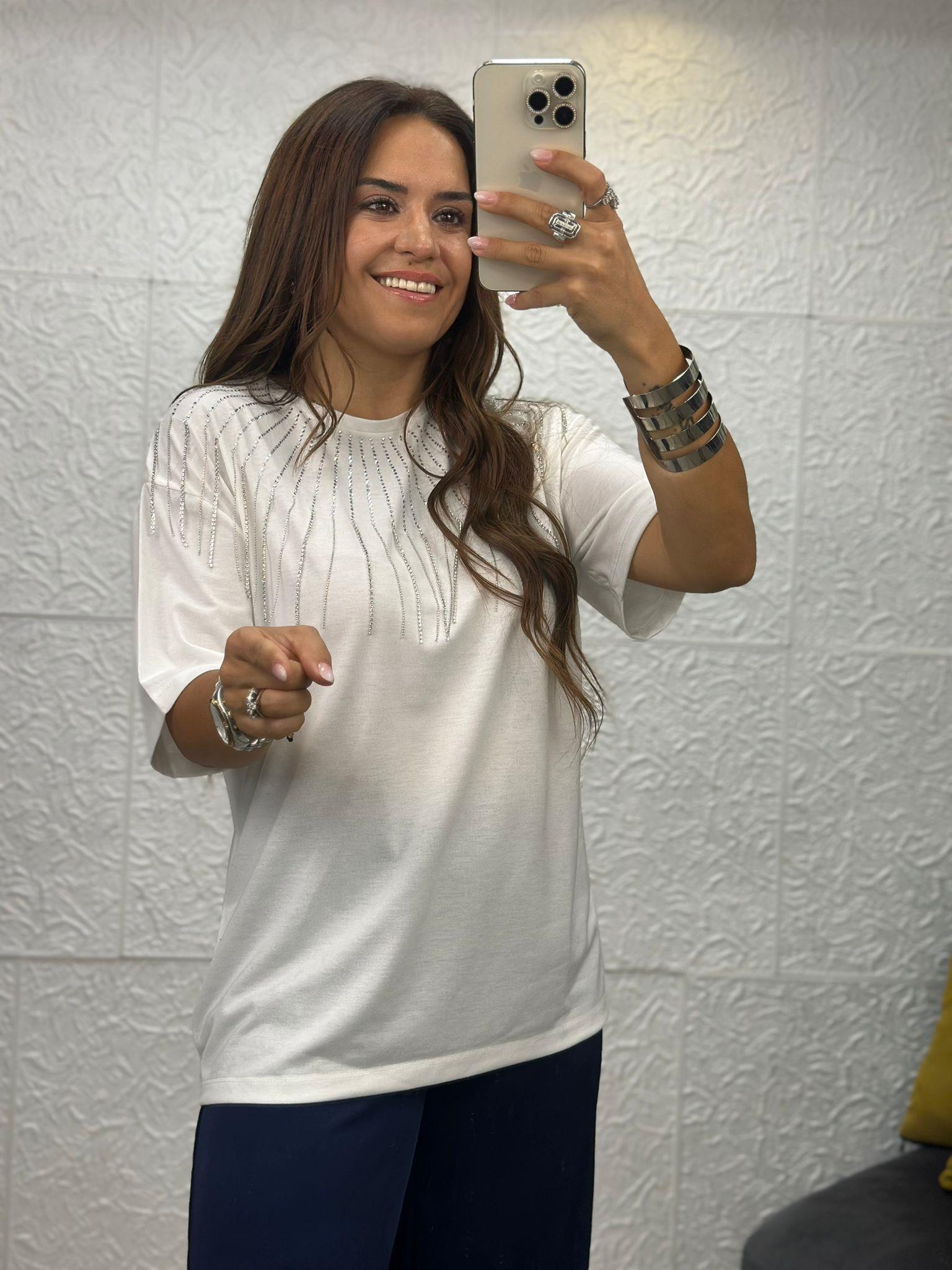 Beyaz Taşlı Tshirt