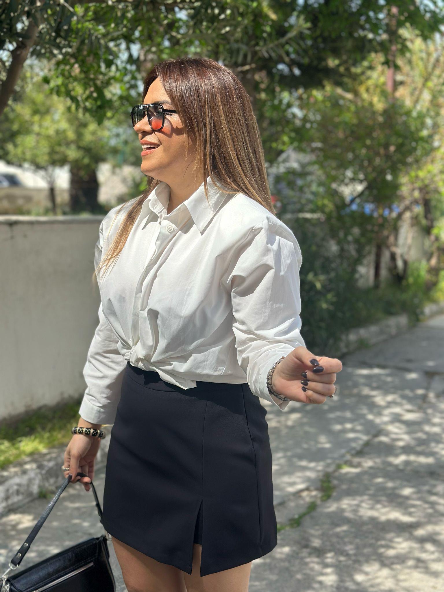 Beyaz Vatkalı Gömlek