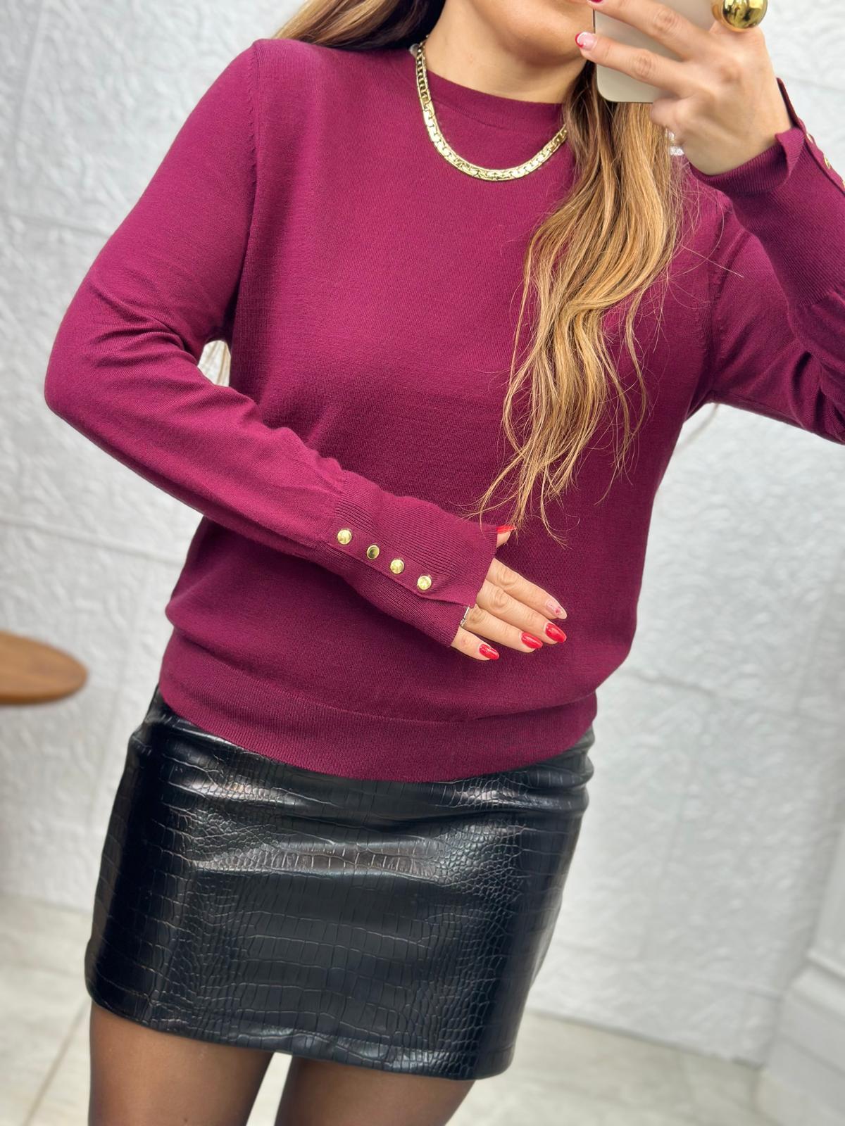 Bordo Kolları Düğmeli İnce Triko