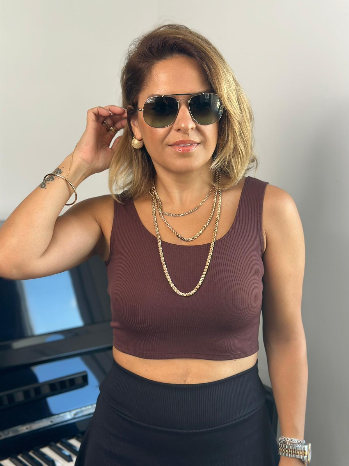 Çift Omuzlu Kahverengi Crop