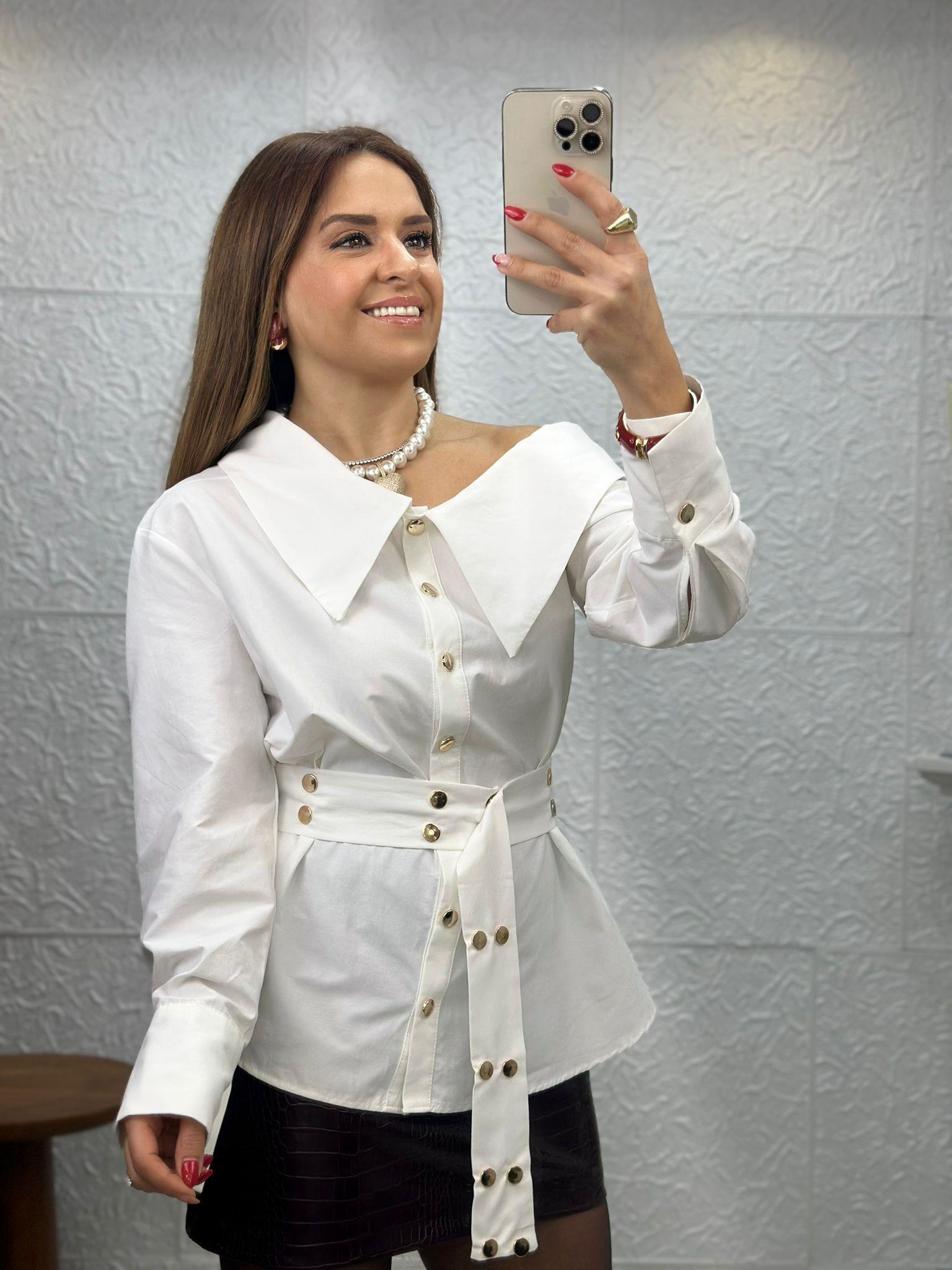 Çıtçıtlı Beyaz Gömlek