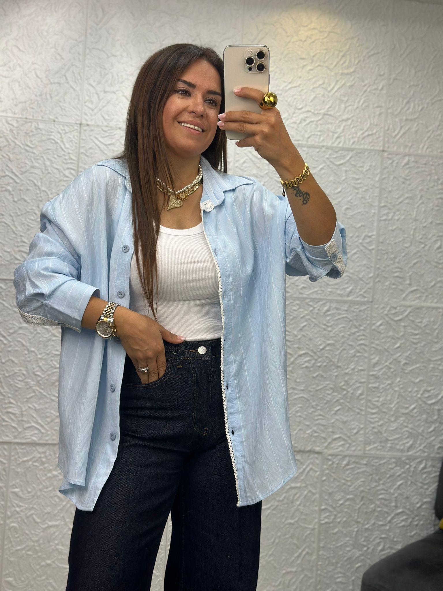 Dantelli Bebe Mavi Gömlek