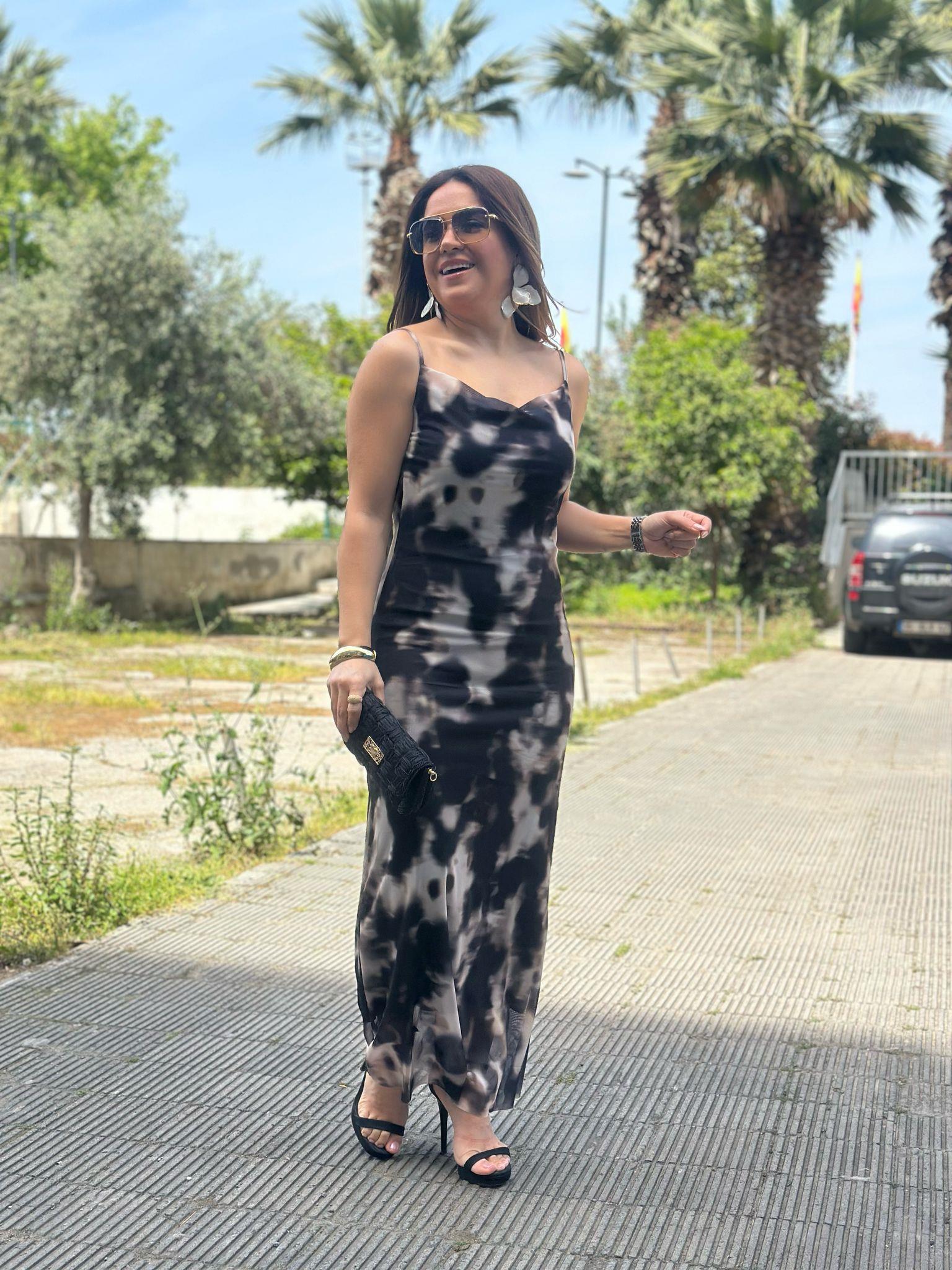 Degaje Yaka İp Askılı Siyah Bej Elbise