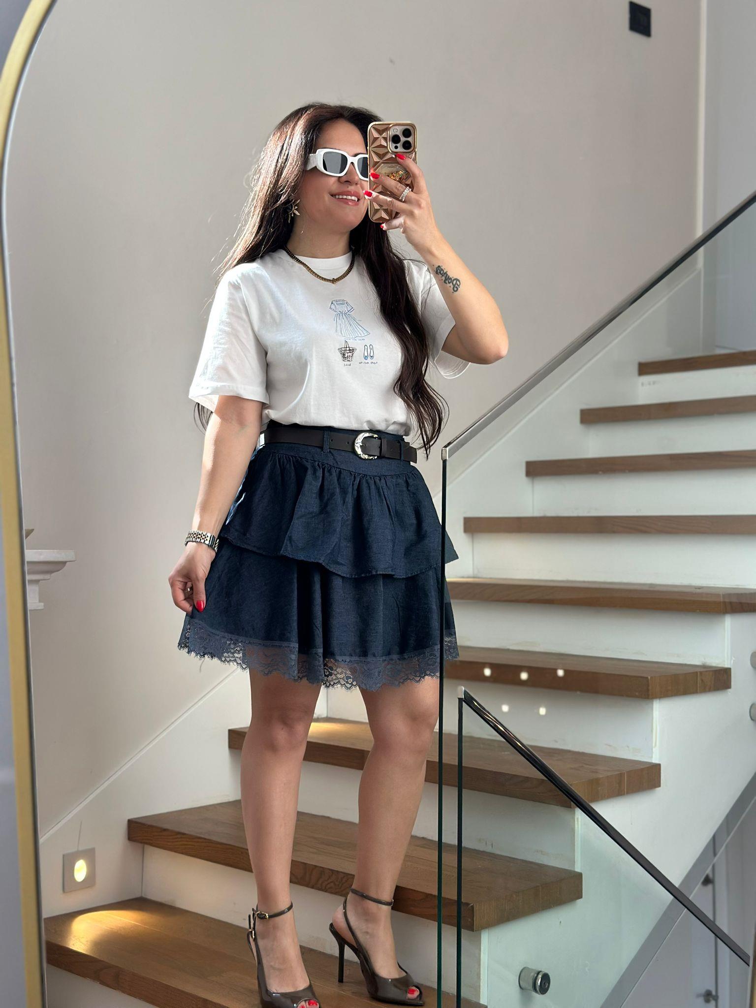 Elbise Detayl Basic Beyaz Tshirt