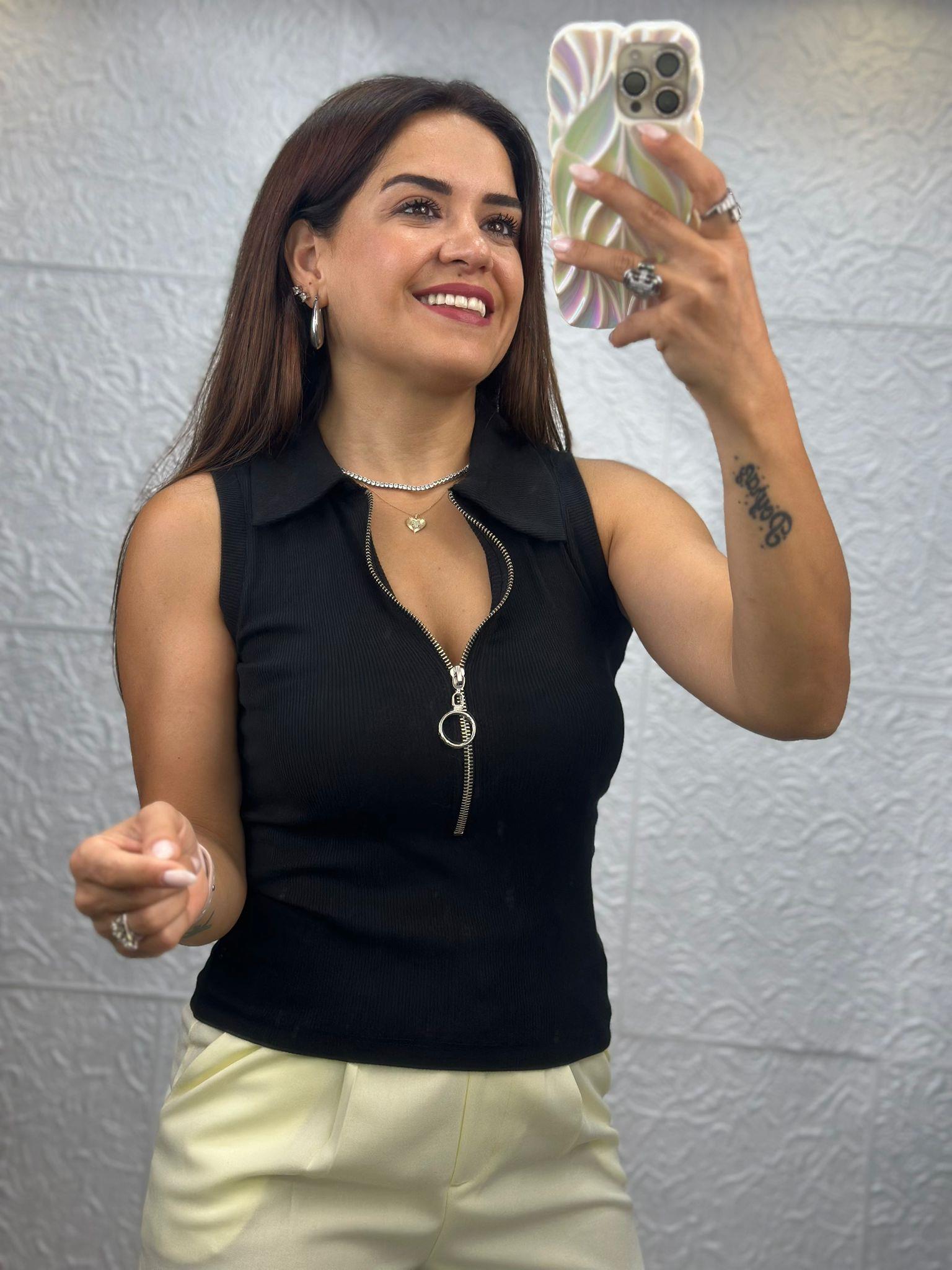 Fermuarlı Siyah Bluz