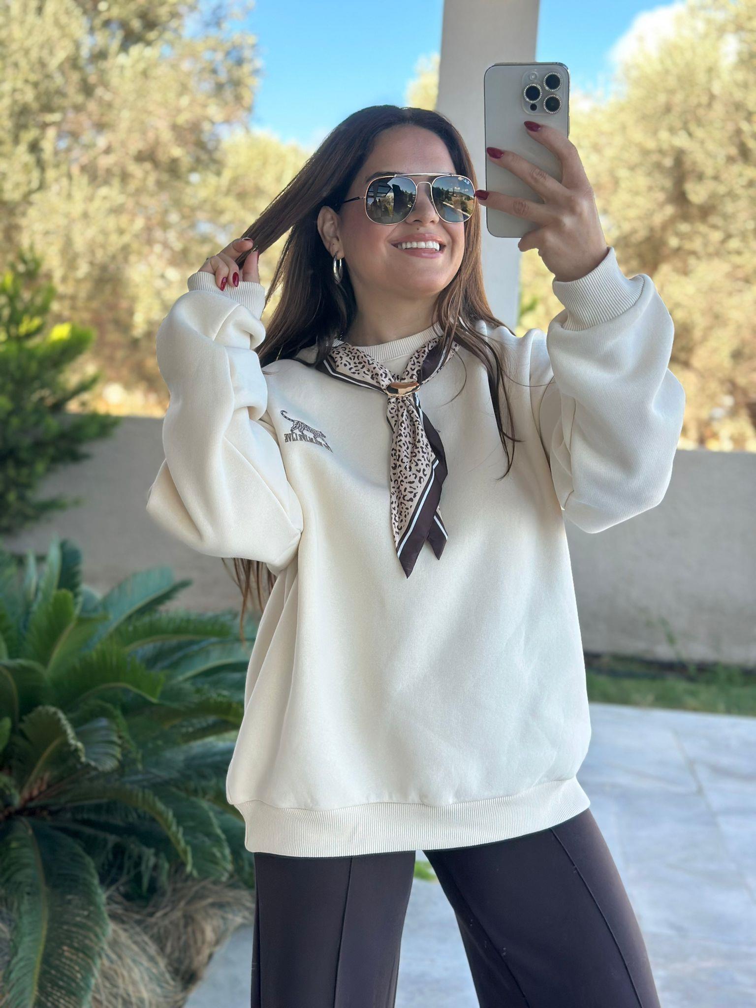 Fularlı Leopar Krem Sweatshirt
