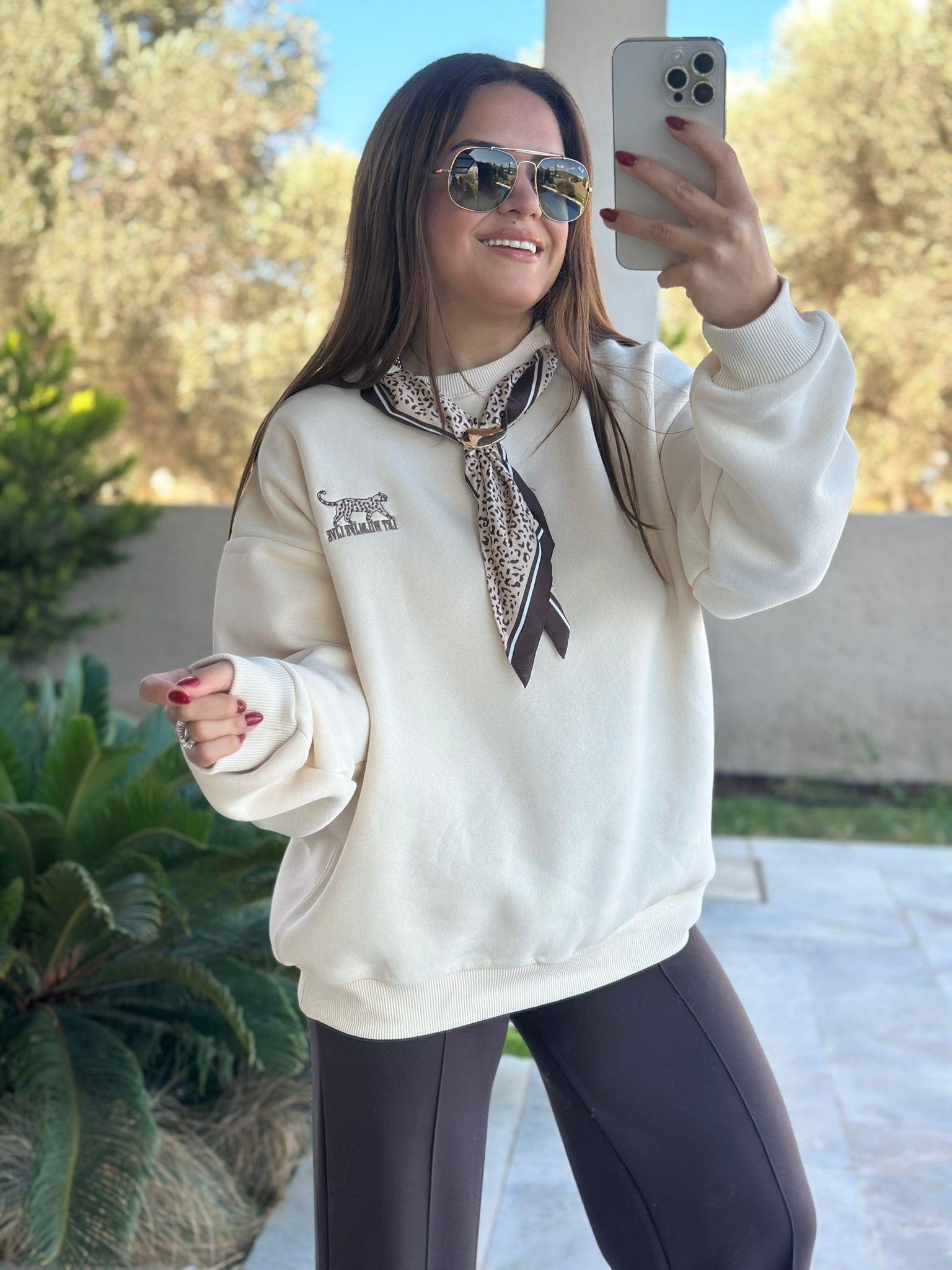 Fularlı Leopar Krem Sweatshirt