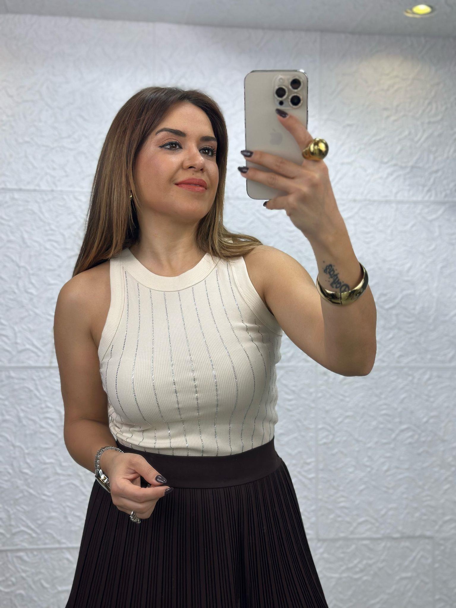 Halter Yaka Taş Baskılı Bej Atlet