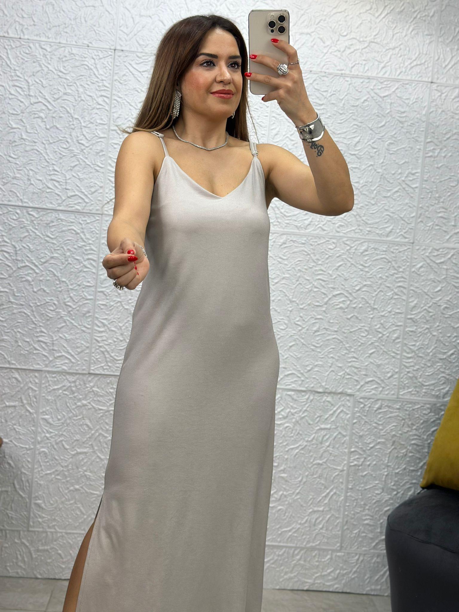 İnce Askılı Yırtmaçlı Bej Elbise