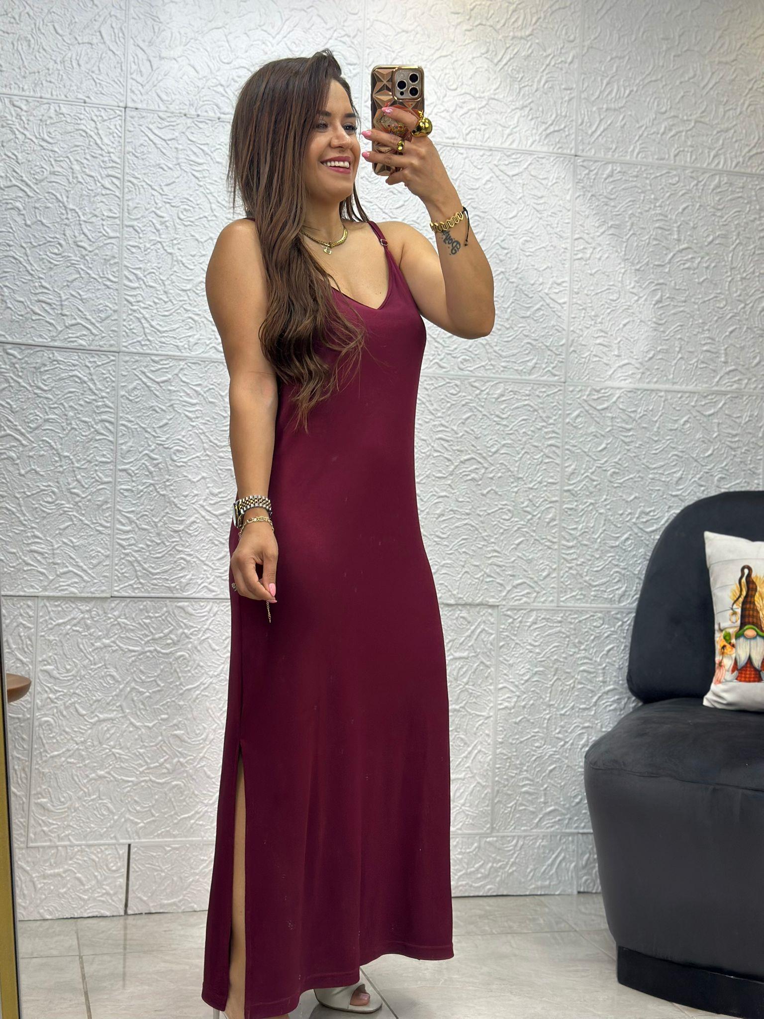 İnce Askılı Yırtmaçlı Bordo Elbise