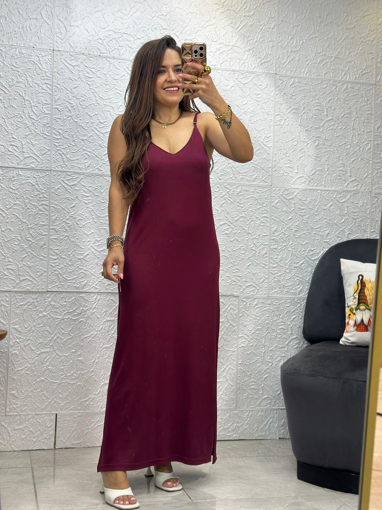 İnce Askılı Yırtmaçlı Bordo Elbise