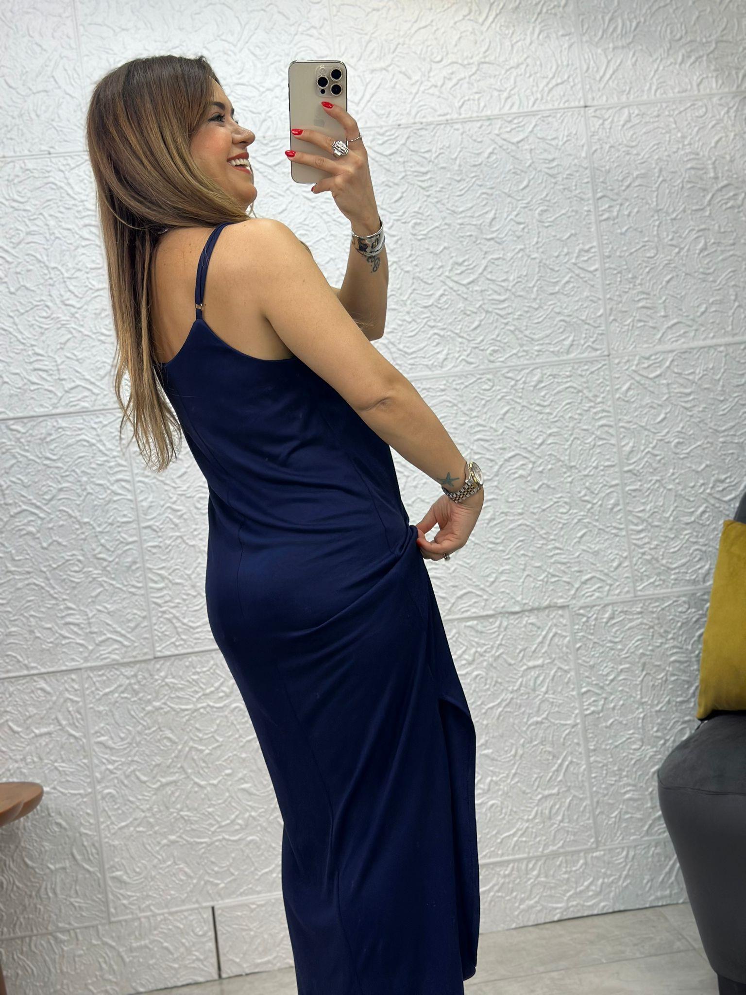 İnce Askılı Yırtmaçlı Lacivert Elbise