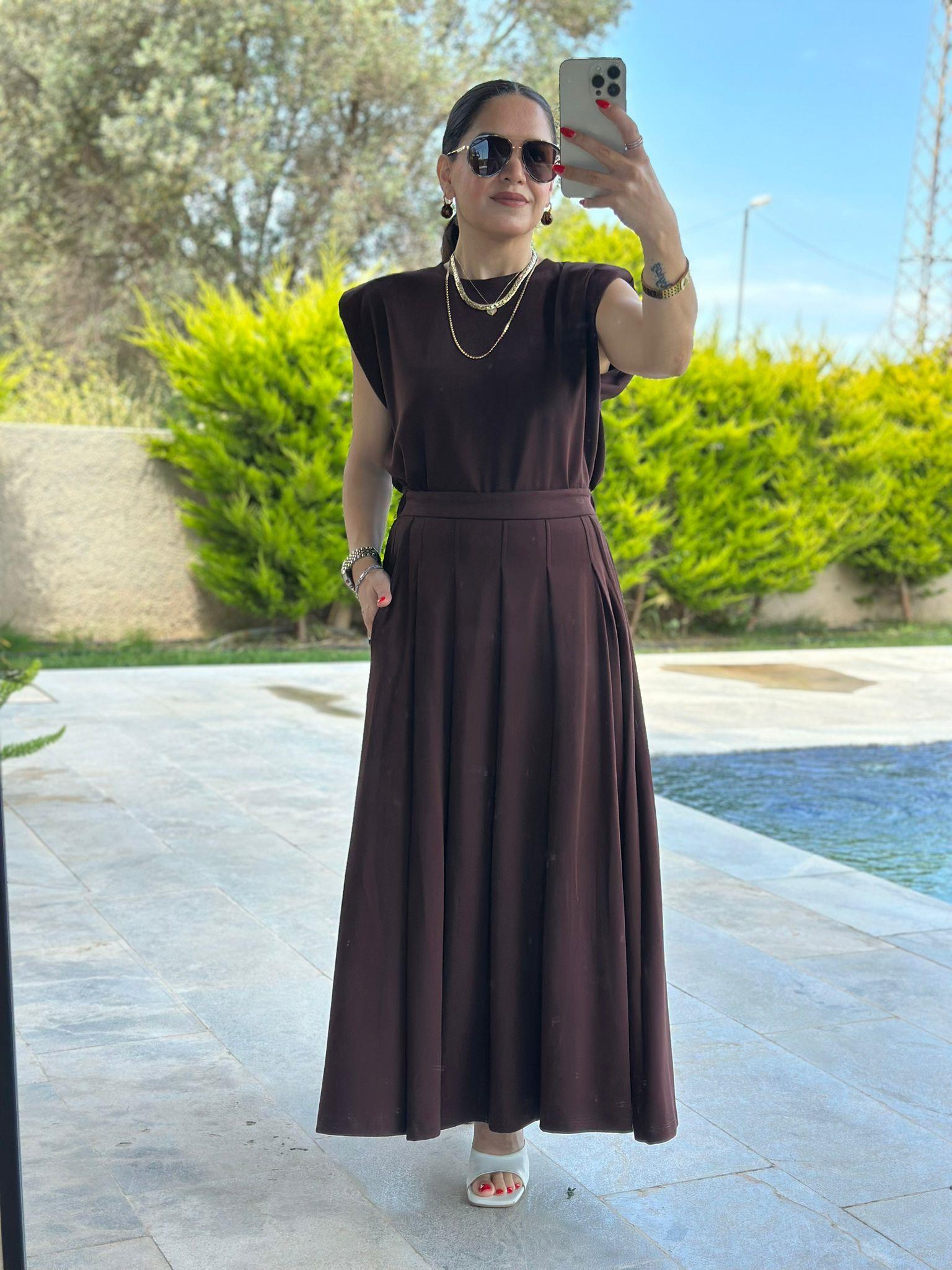 Kahverengi Etekli Modal Takım