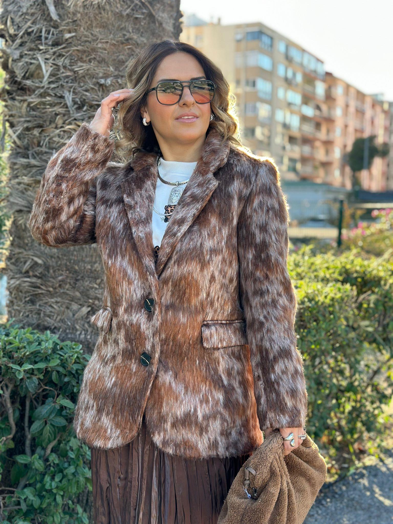 Kahverengi Peluş Astarlı Ceket