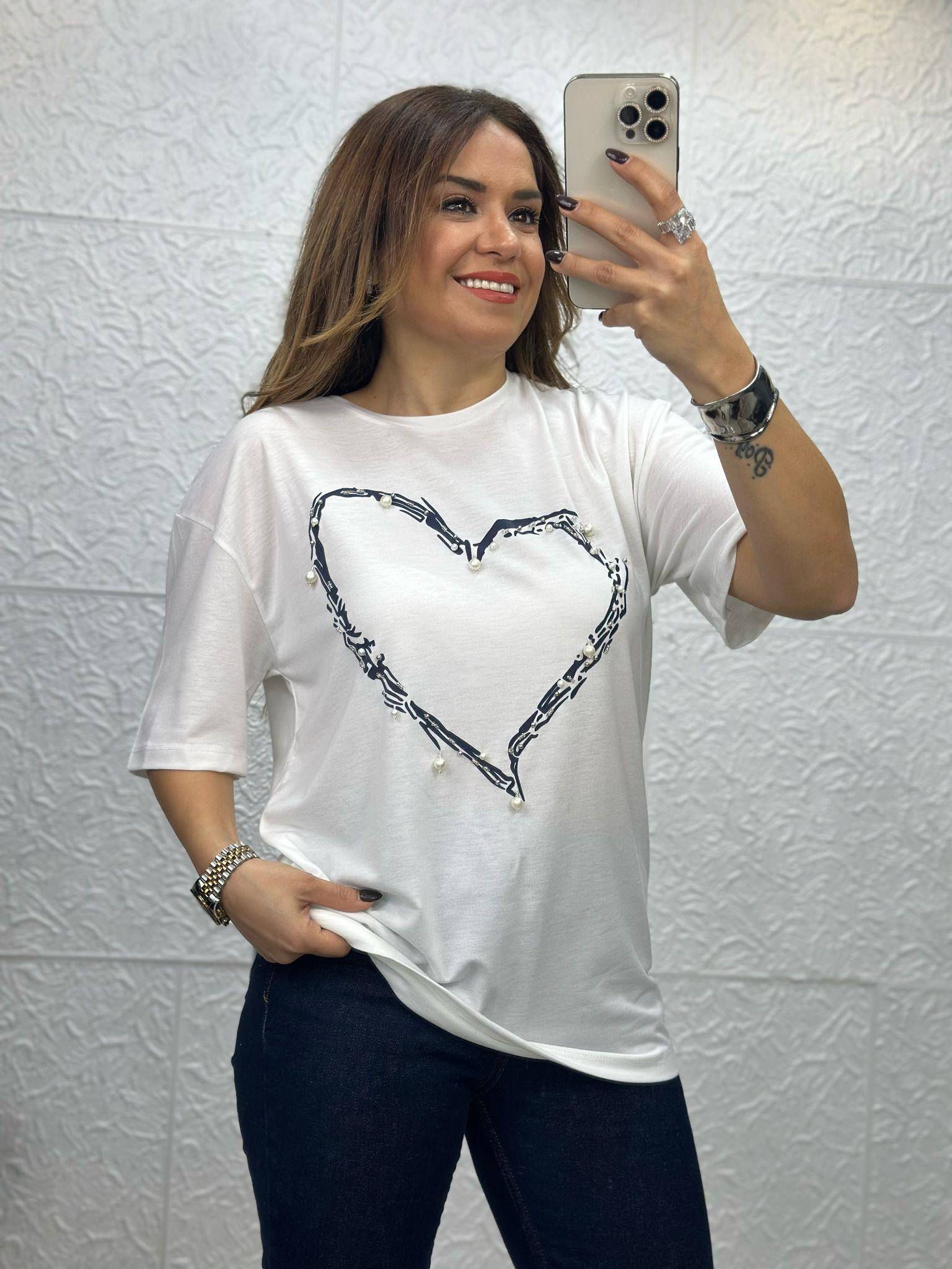 Kalp İncili Beyaz Tshirt