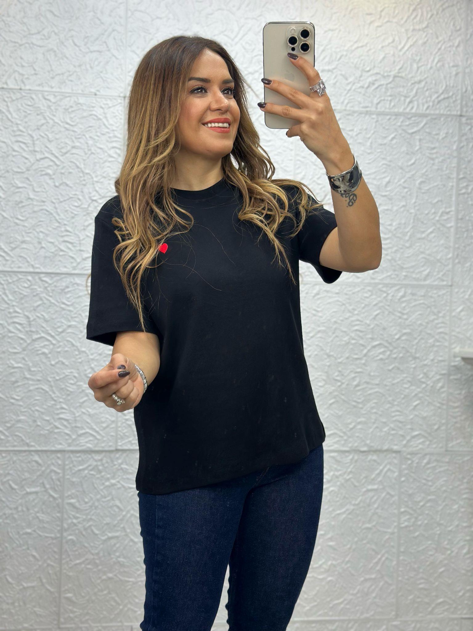 Kalpli Siyah Tshirt