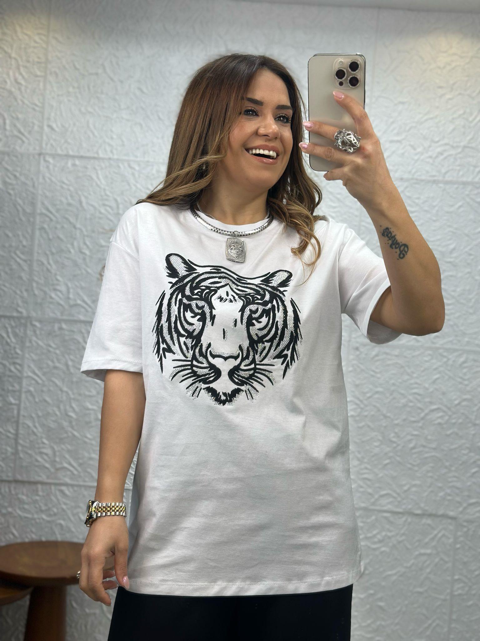 Kaplan Desenli Taşlı Beyaz Tshirt