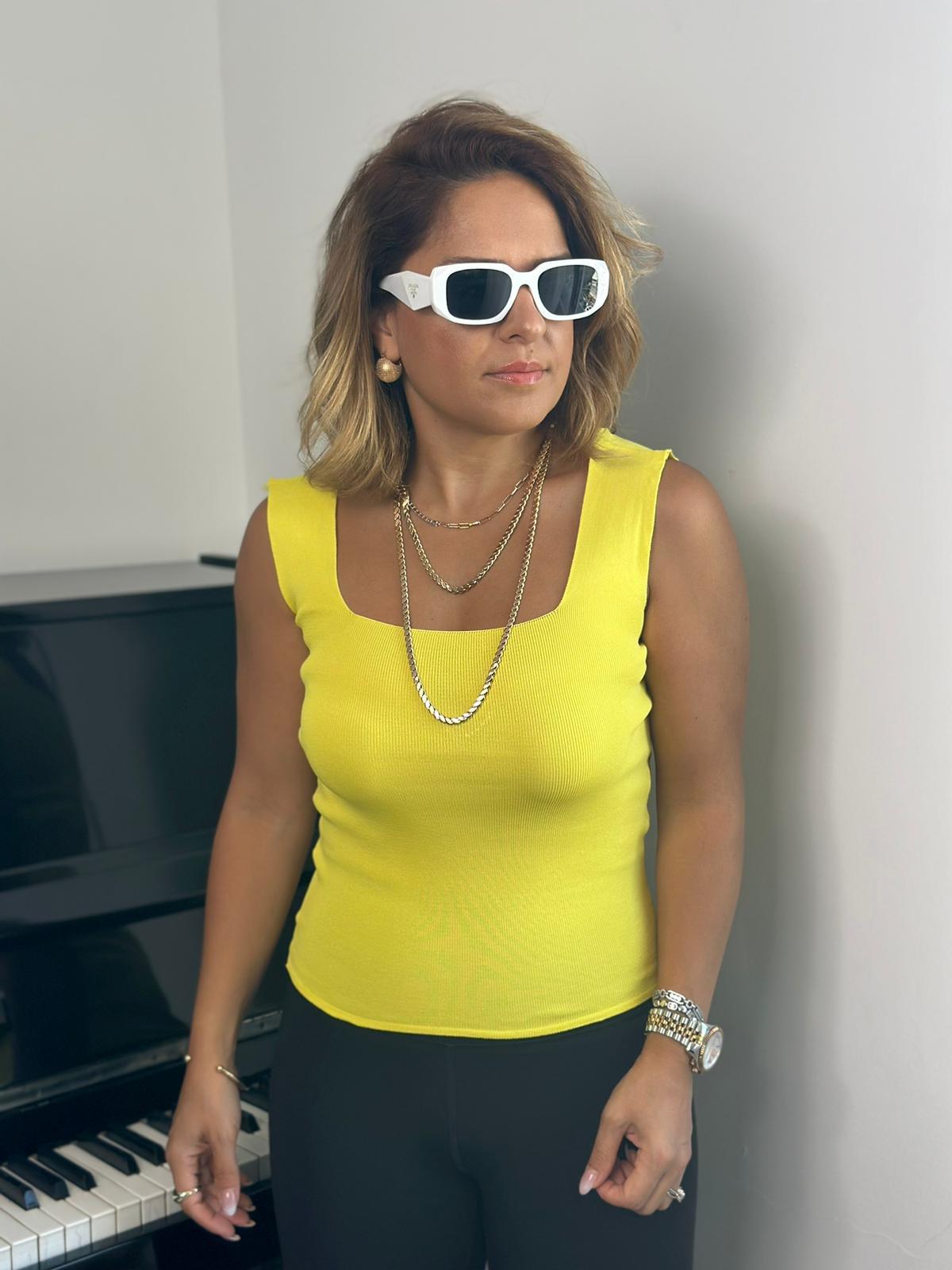 Kare Yaka Sarı Triko