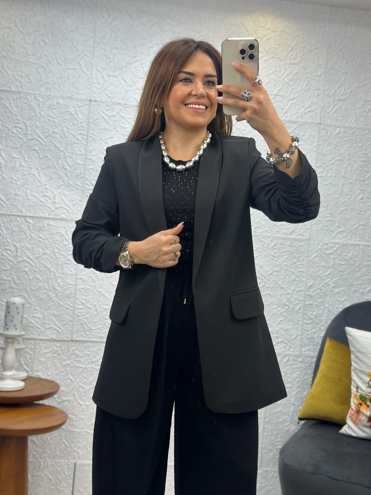 Kolu Büzgülü Siyah Blazer Ceket