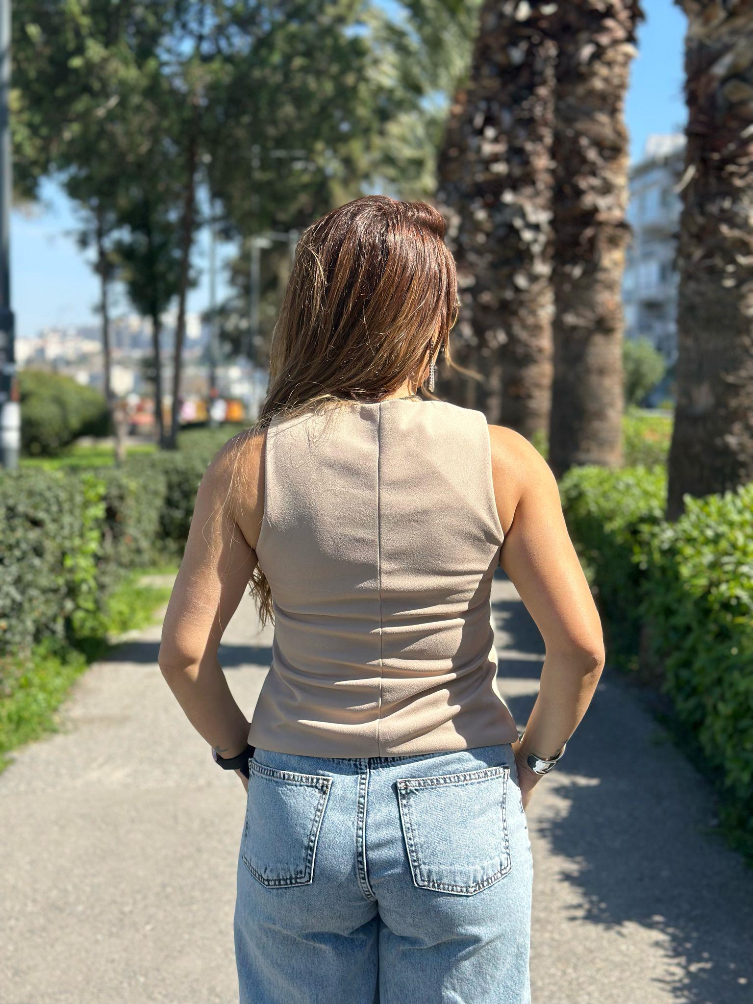 Kurdela Düğmeli Bej Yelek