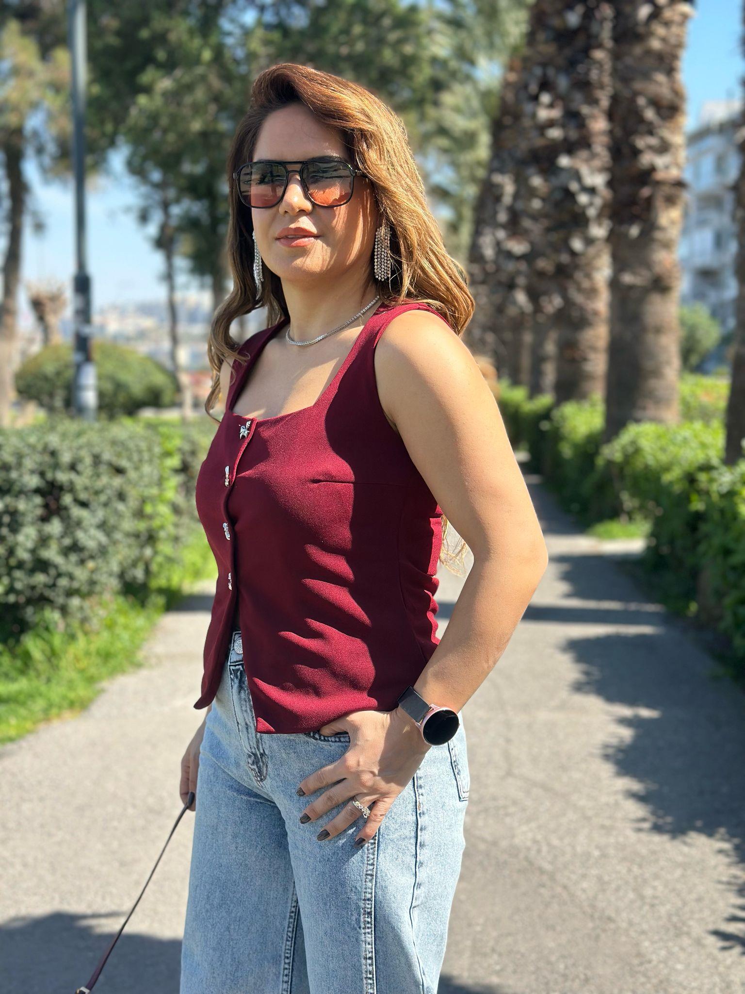 Kurdela Düğmeli Bordo Yelek