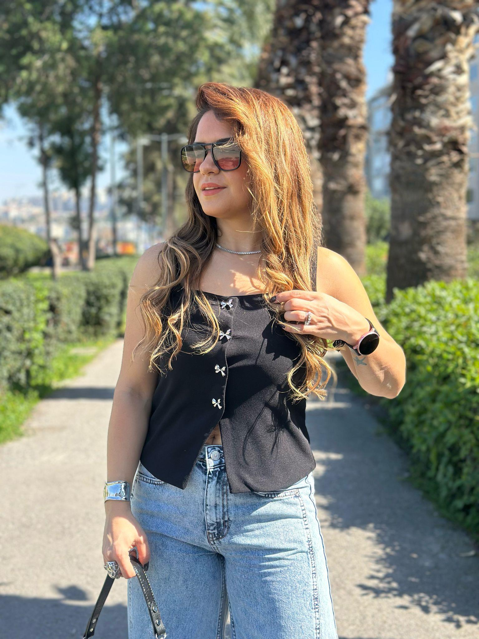 Kurdela Düğmeli Siyah Yelek