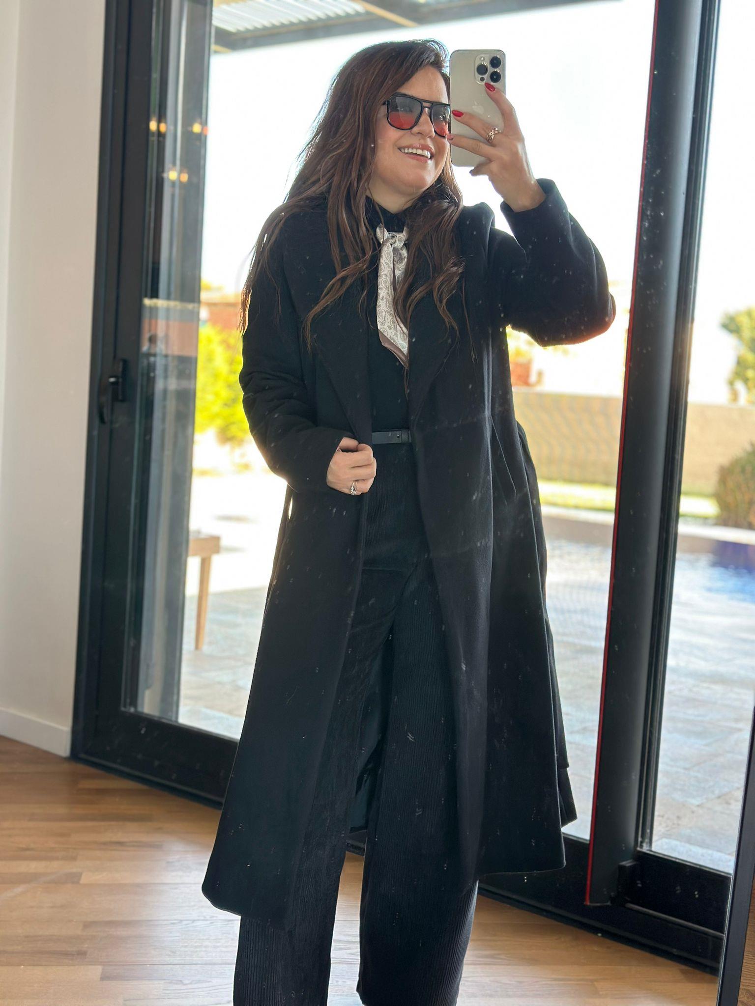 Kuşaklı Siyah Pardüsü
