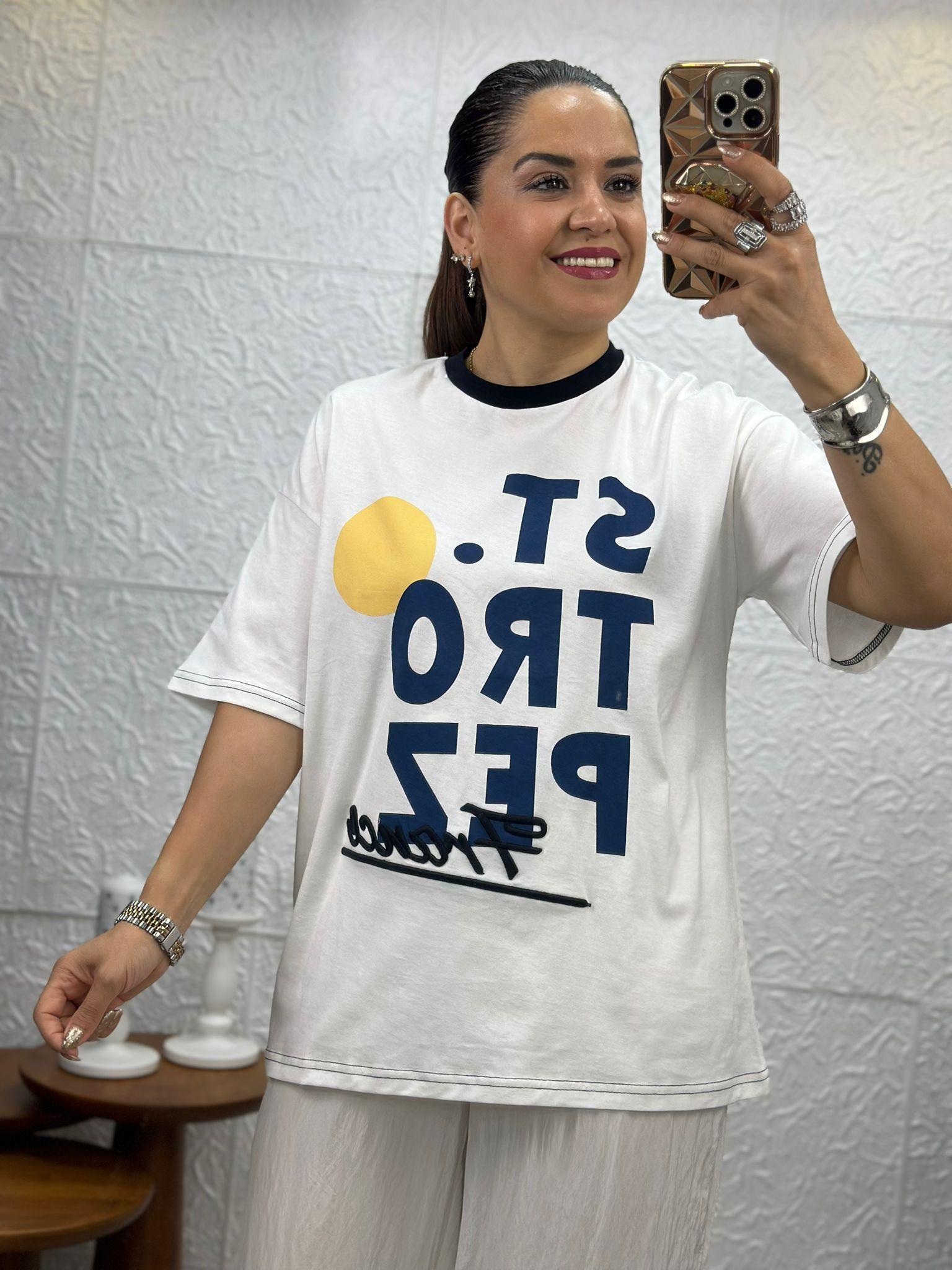 Lacivert Yazılı Ekru Tshirt