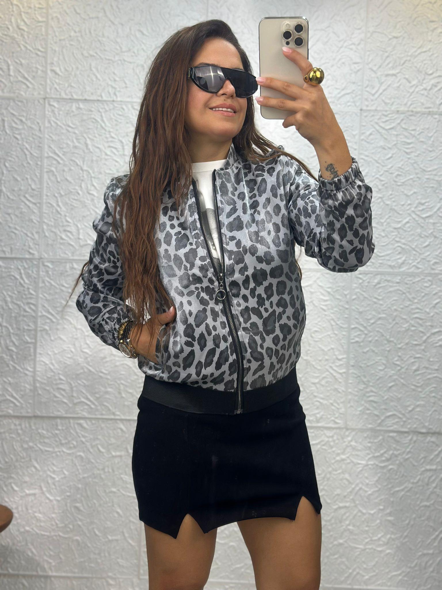 Leopar Gri Saten Ceket