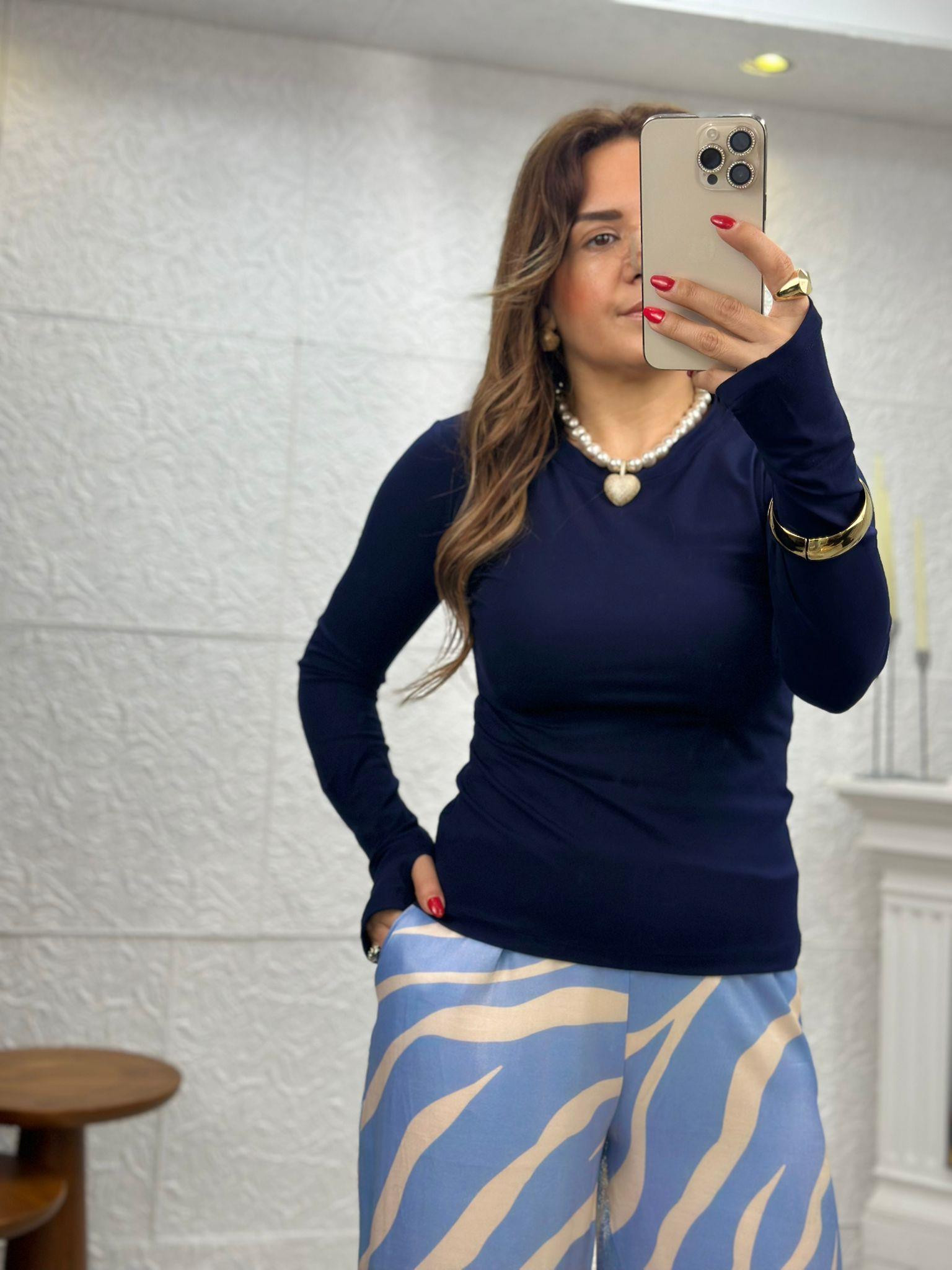 Parmak Geçmeli Lacivert Basic Body