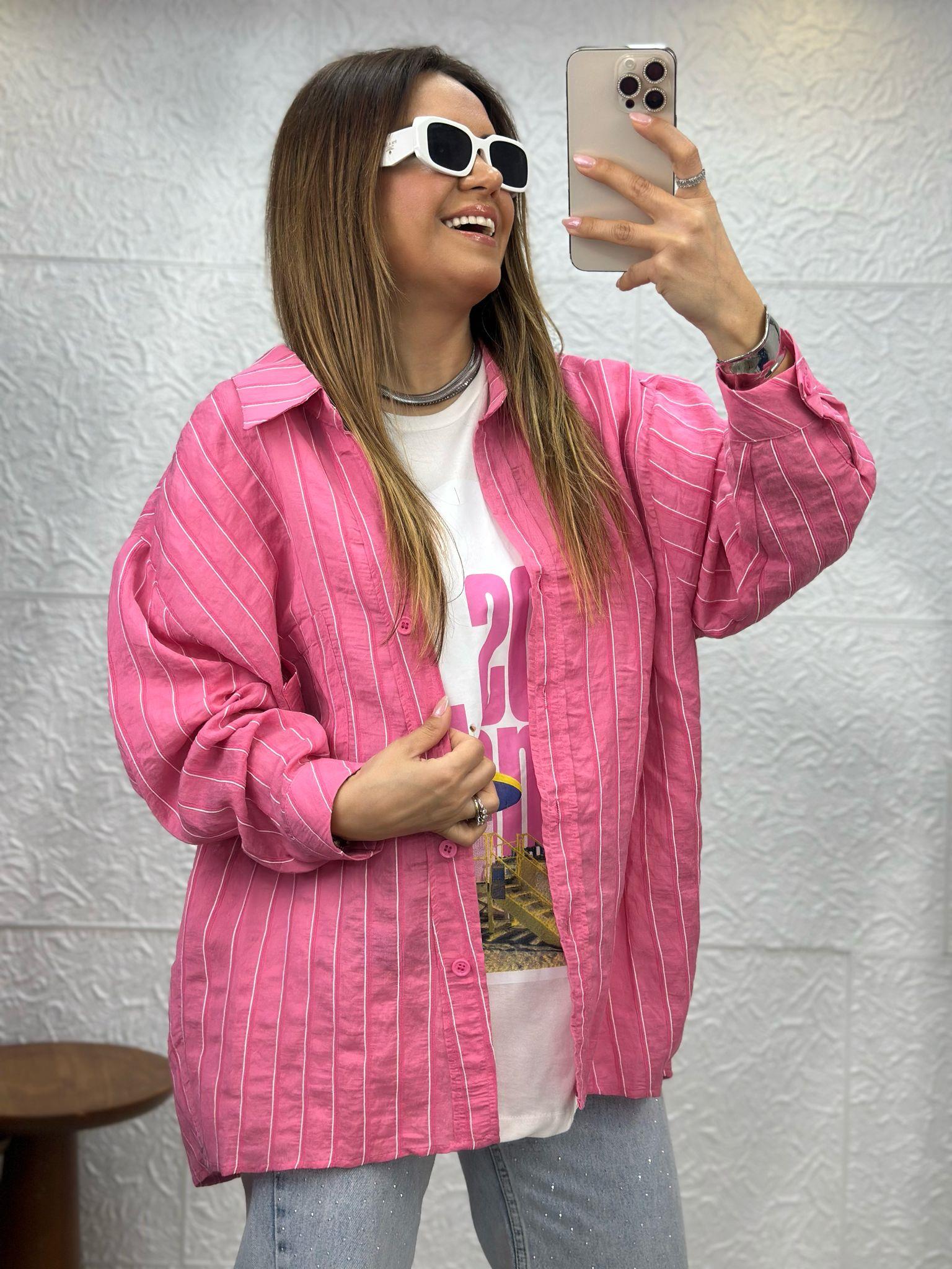 Pembe Çizgili Oversize Gömlek