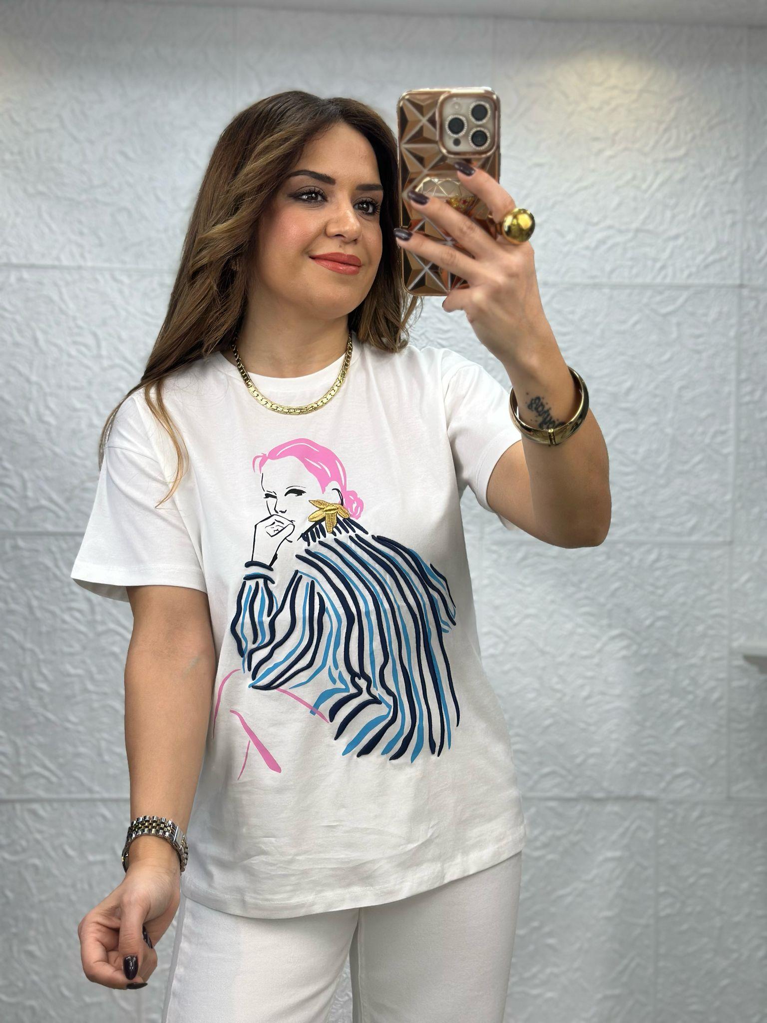 Pembe Saçlı Kız Baskılı Tshirt