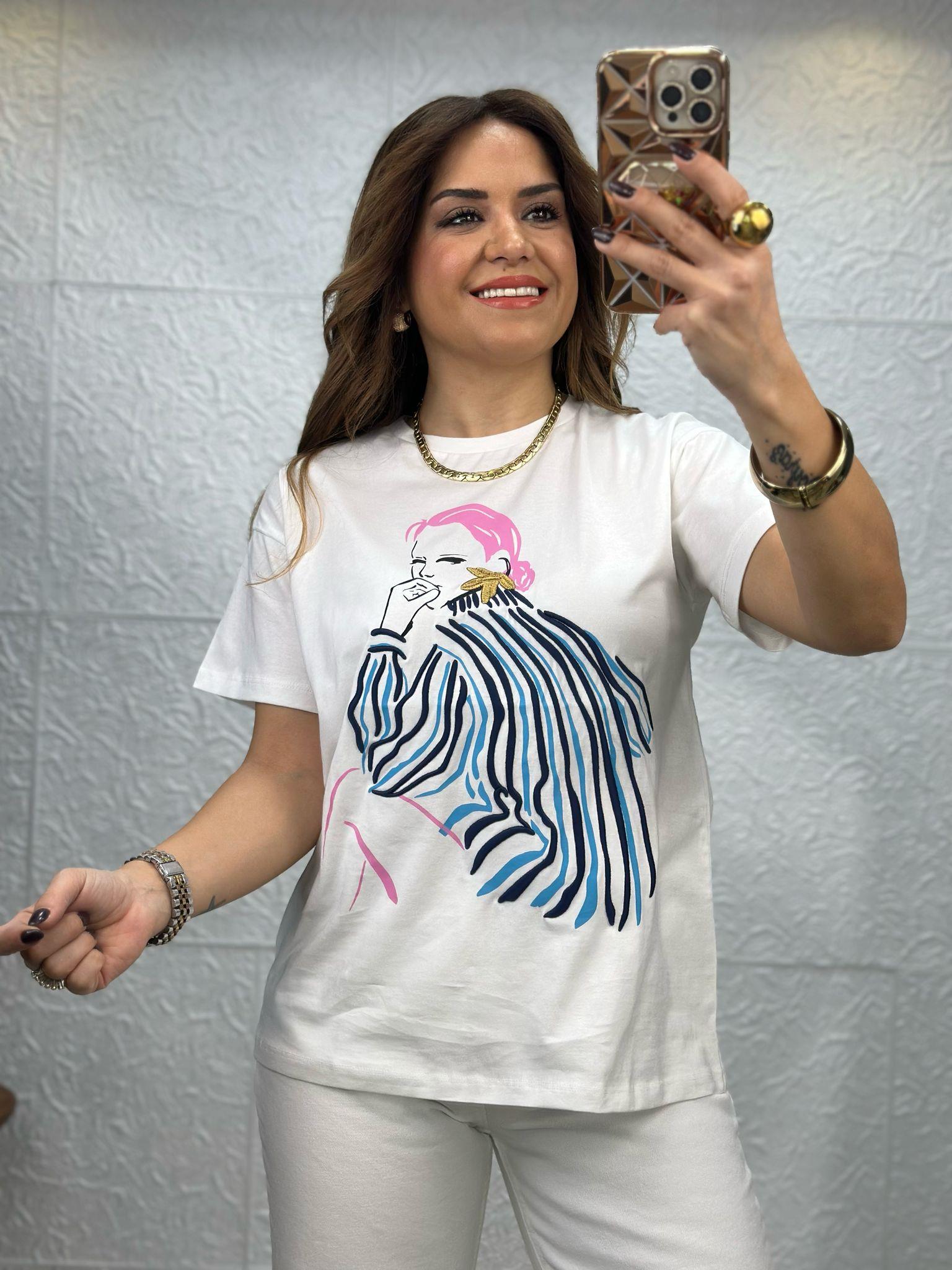 Pembe Saçlı Kız Baskılı Tshirt