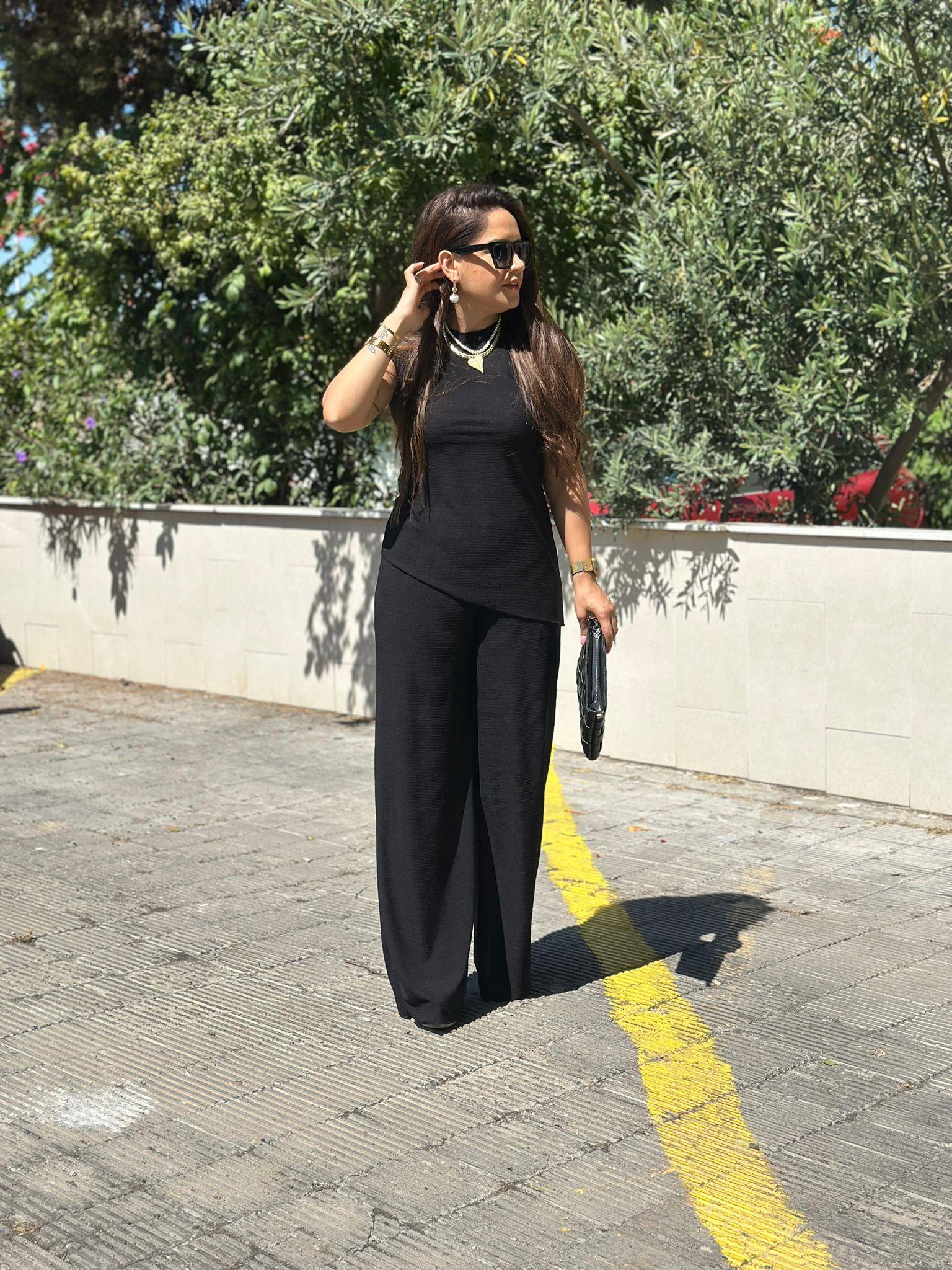 Siyah Asimetrik Bluz Pantolon Takım