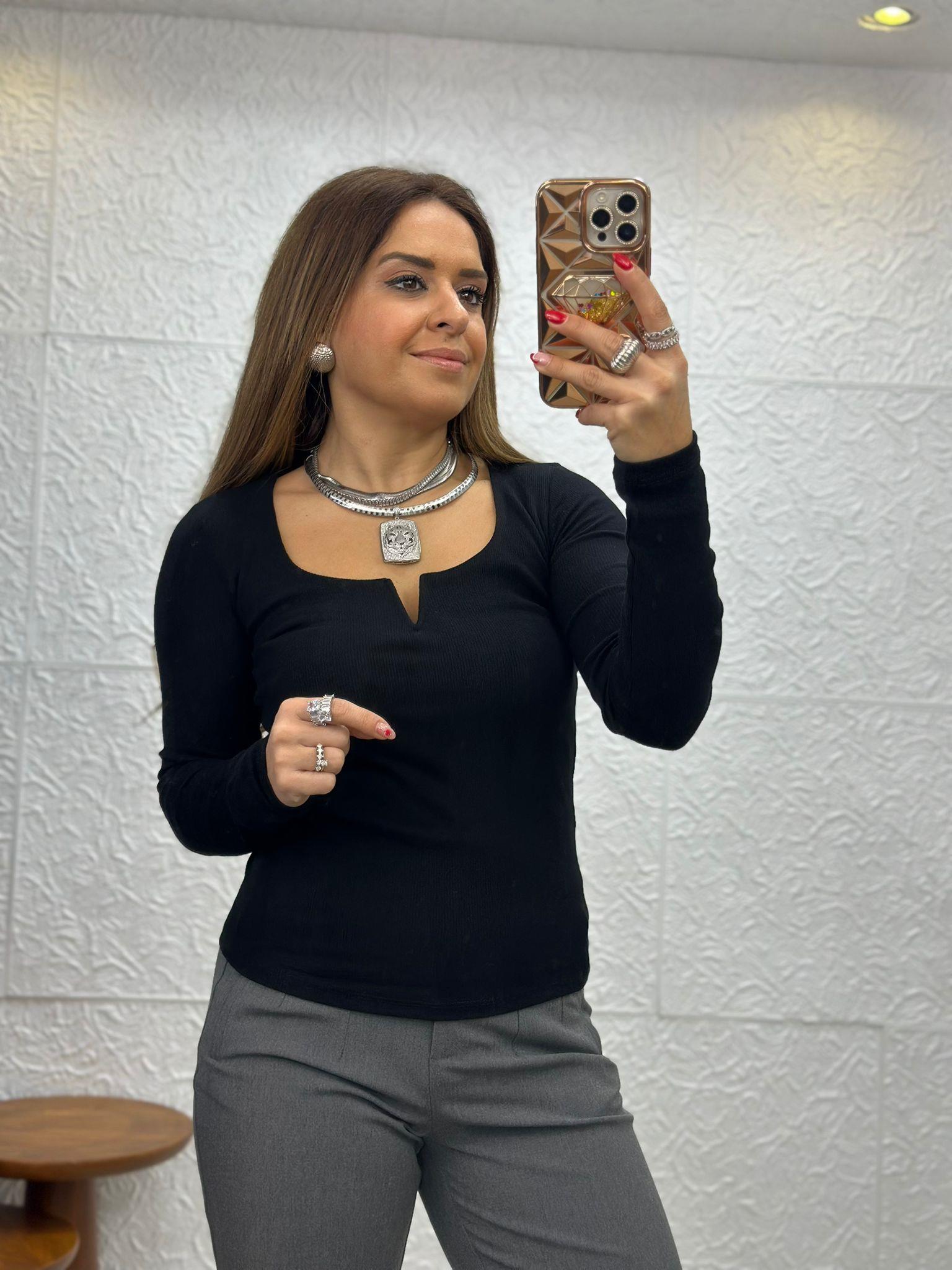 Siyah Damla Yaka Body