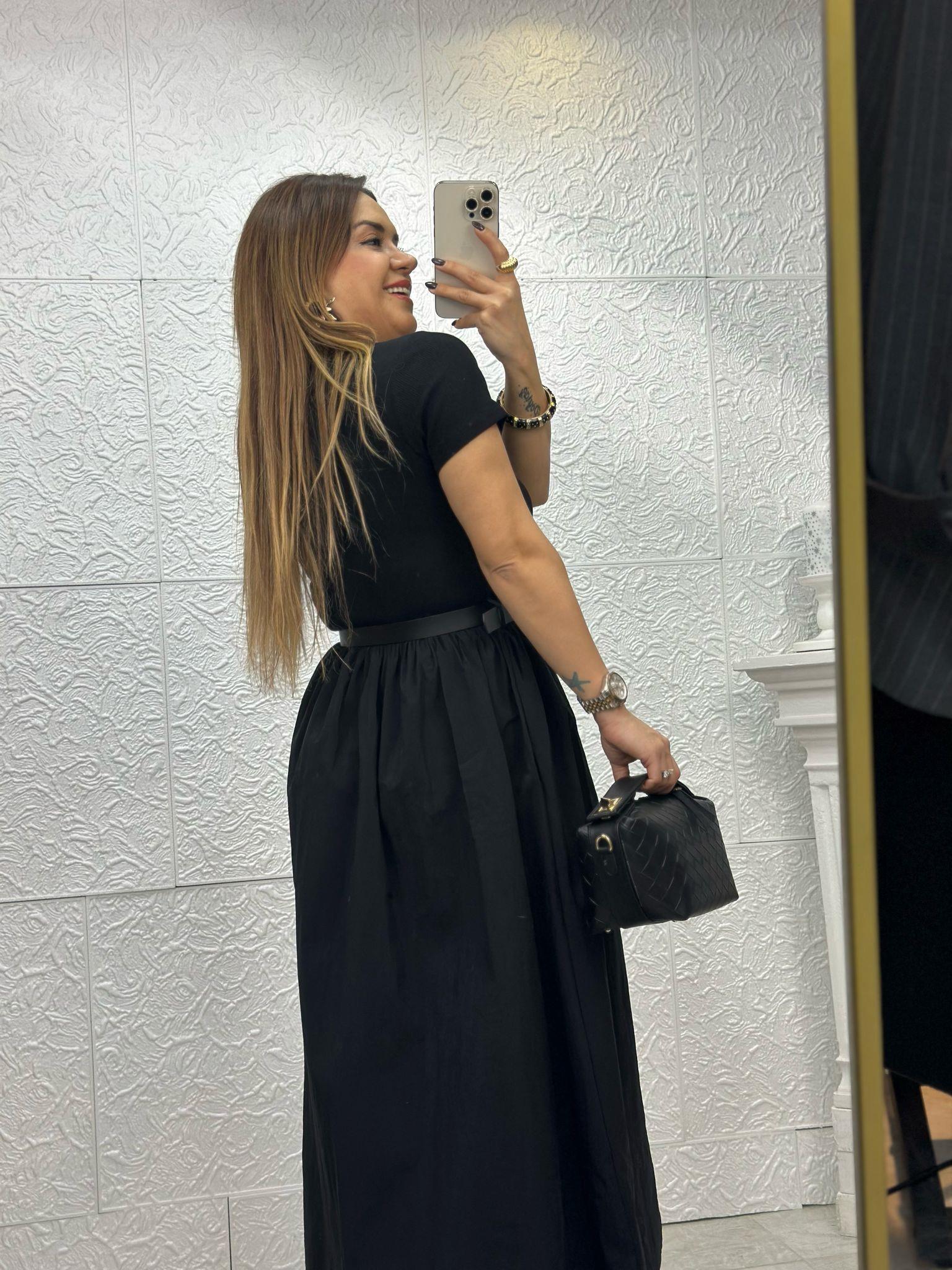 Siyah Kemerli Elbise