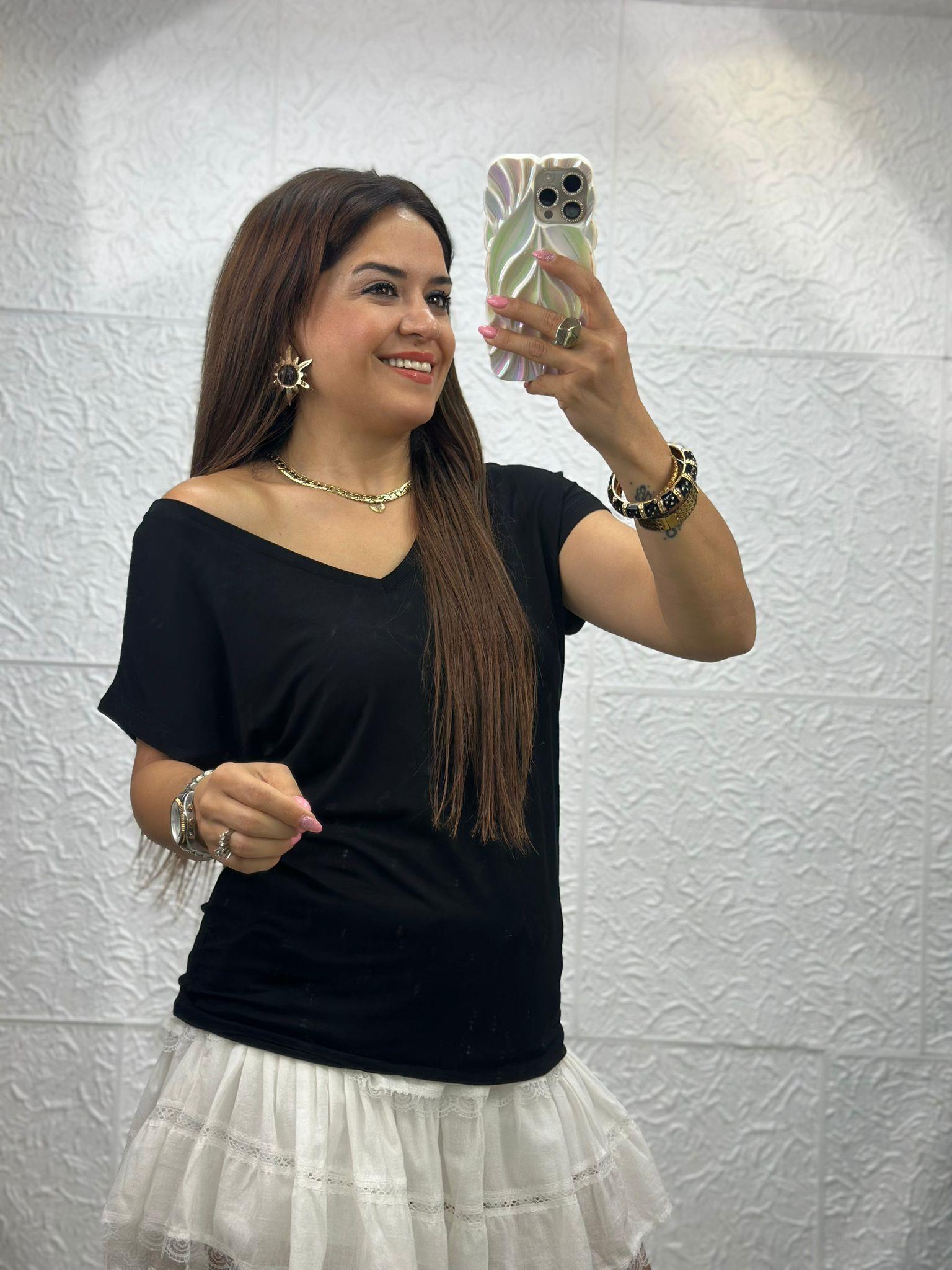 Siyah V Yaka Tshirt